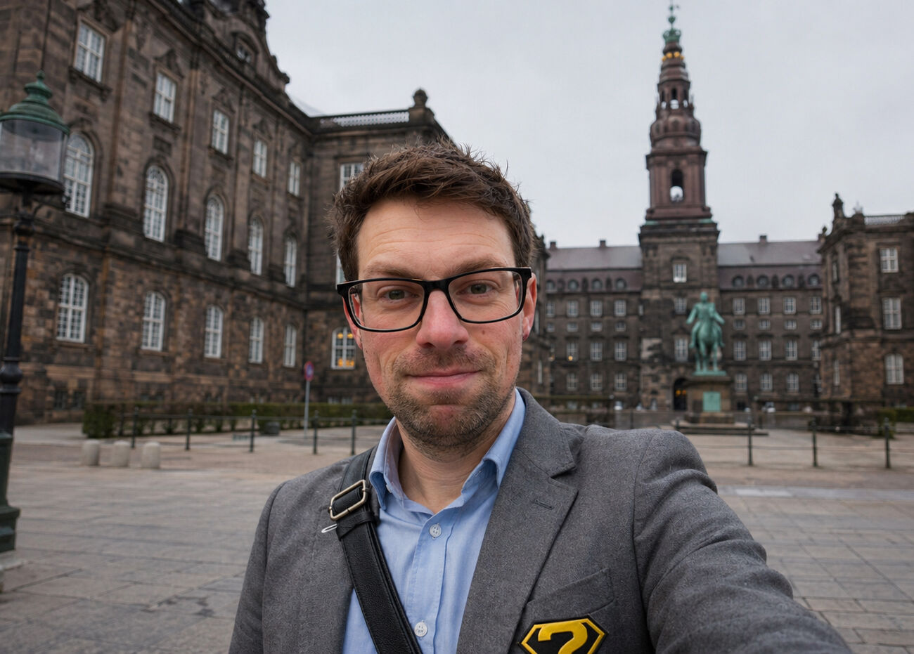 Casper Larsen er med i forældrebevægelsen #HvorErDerEnVoksen. Han mener, at Slagelse Kommunes forslag om brugen af de øremærkede dagtilbudspenge er tyveri.