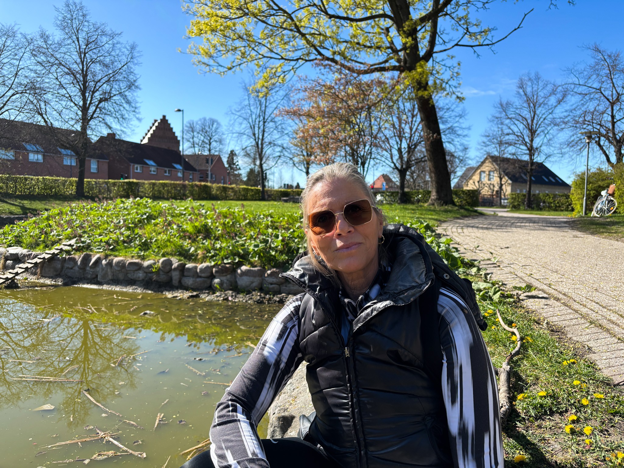 Problemet startede for fire år siden, da Ballerup Kommune tog beslutningen. Siden er det kun gået ned ad bakke, mener Jeannet Larsen, der er borger i kommunen.