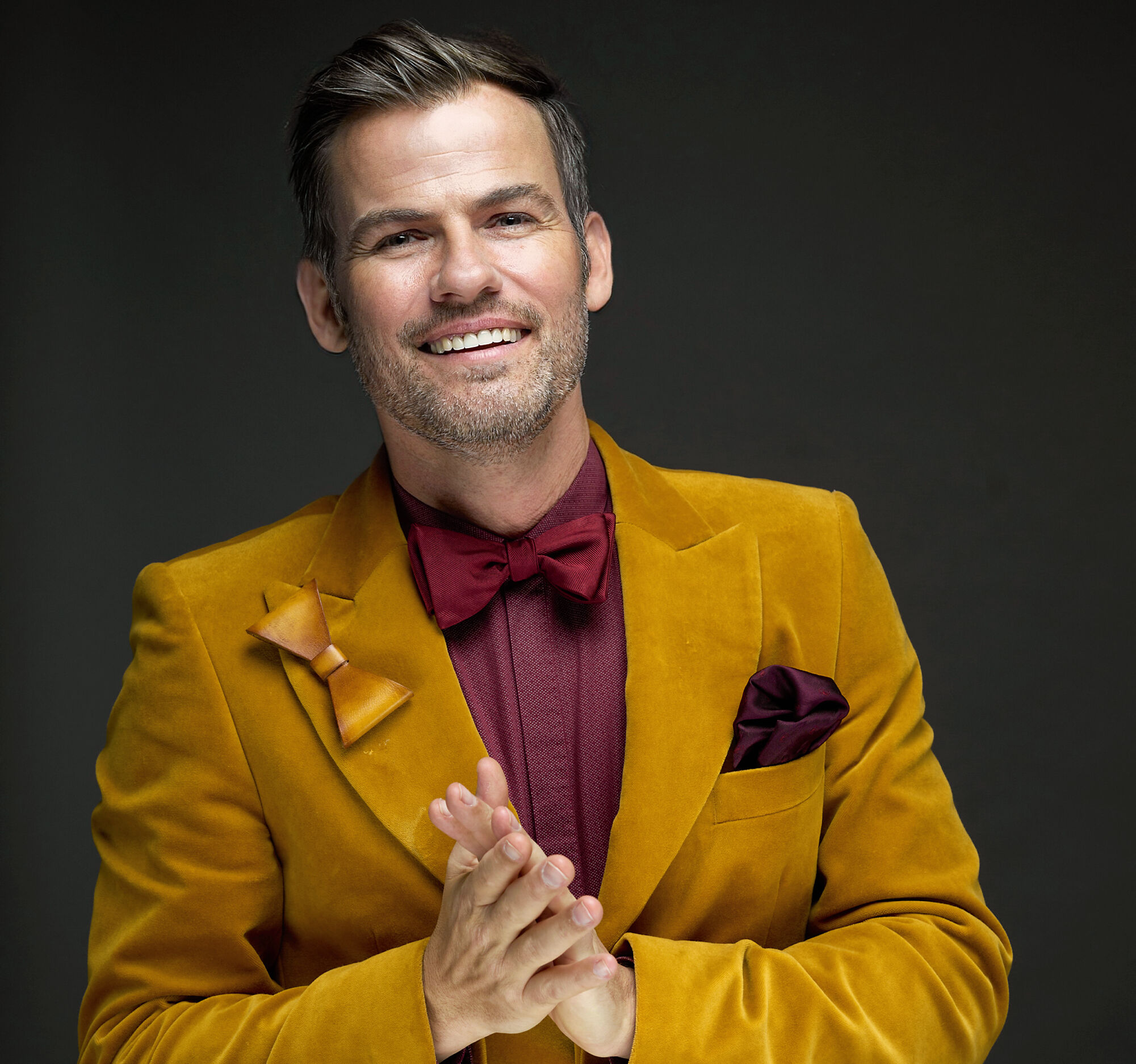 Claus Christensen besøger Skt. Jørgens Kirke, hvor han onsdag 6. maj inviterer til fællessang og deler sine erfaringer med sangens betydning for mennesker med demens.