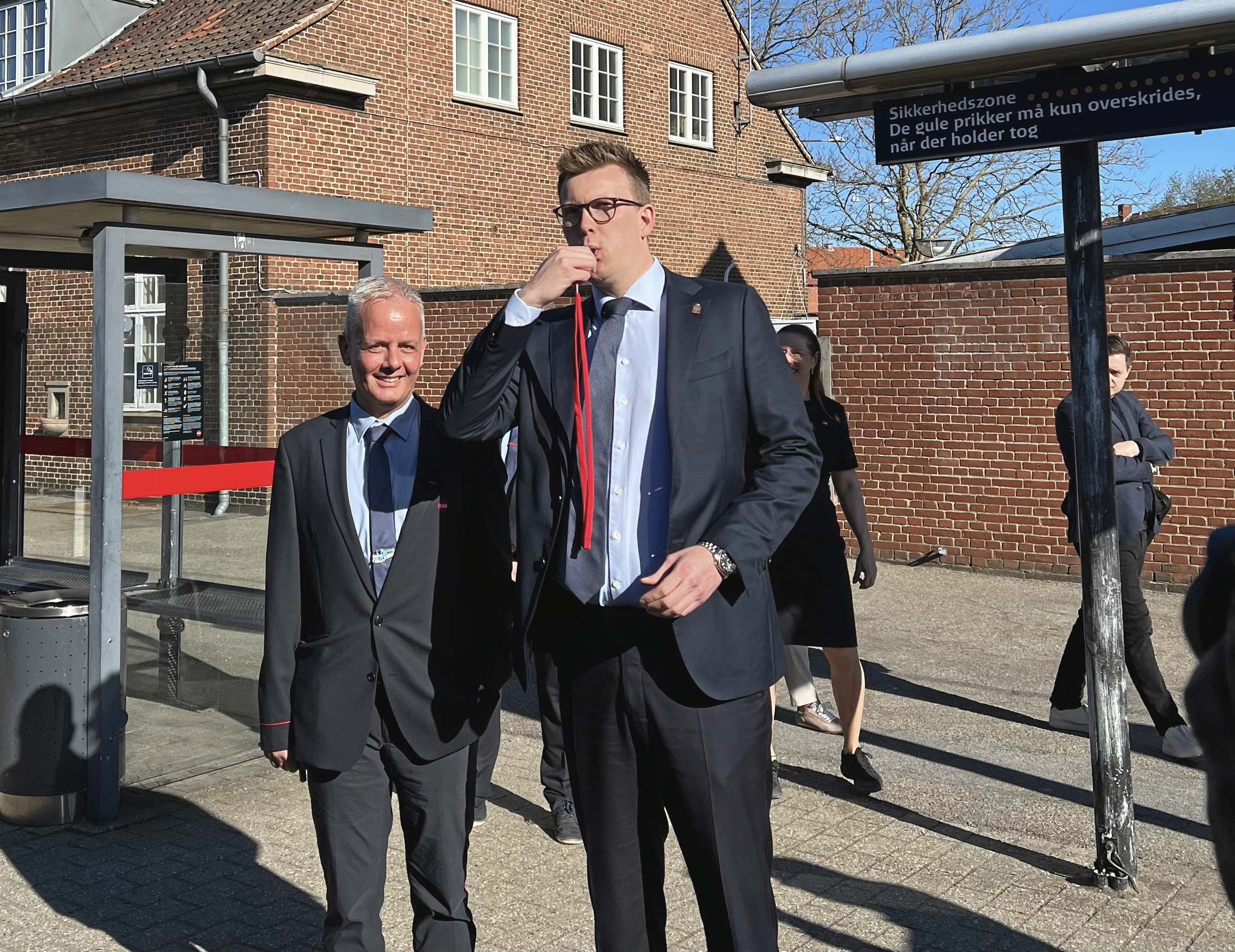 Fløjten fik et ordentligt blæs af borgmester Andreas Karlsen, da han fredag sendte er nyt internationalt tog videre fra Ringsted Station mod Prag.