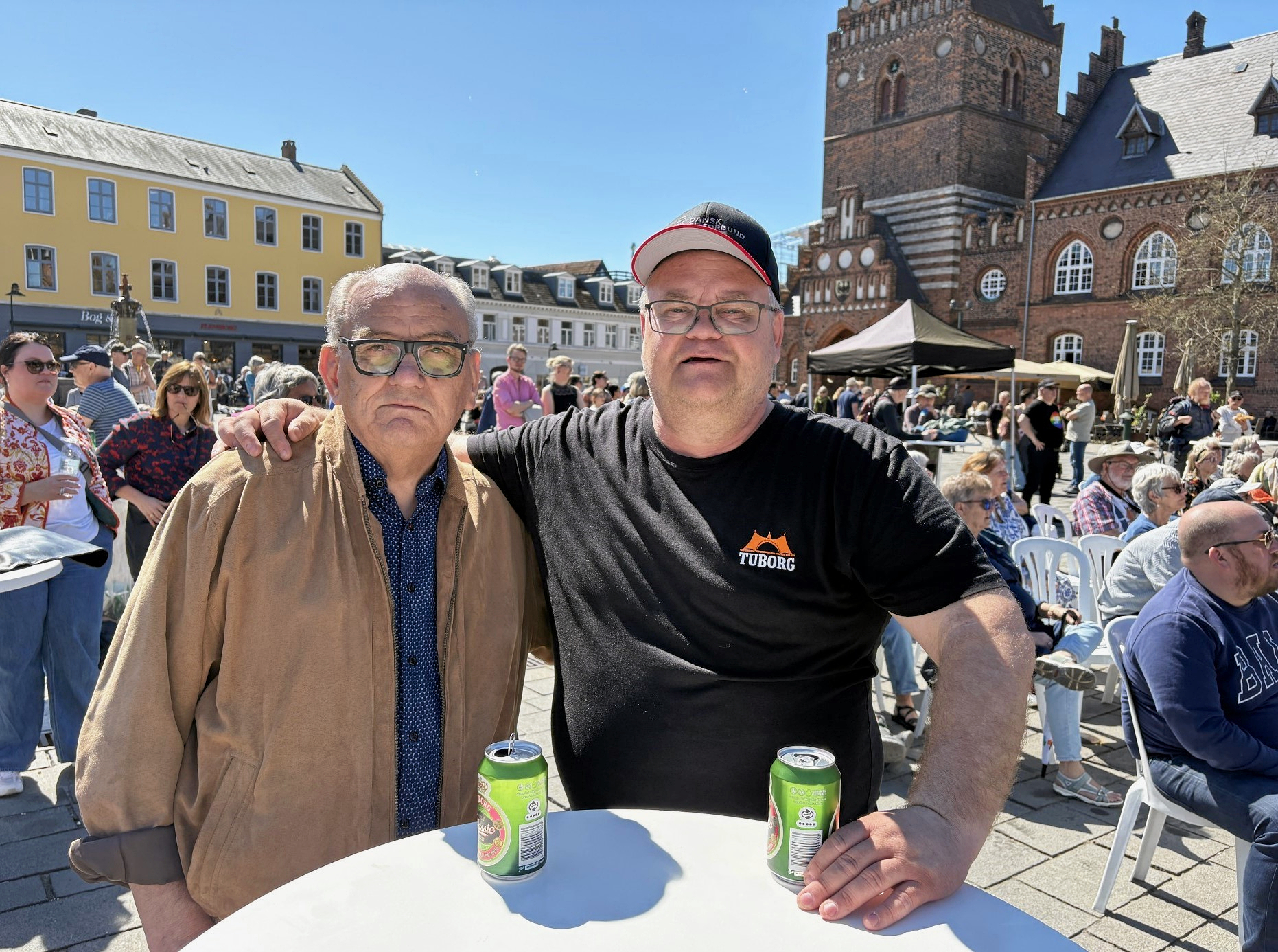 Lars Jensen (th.) og Ole Blom håber, at genindførelse af store bededag bliver en del af regeringsgrundlaget.