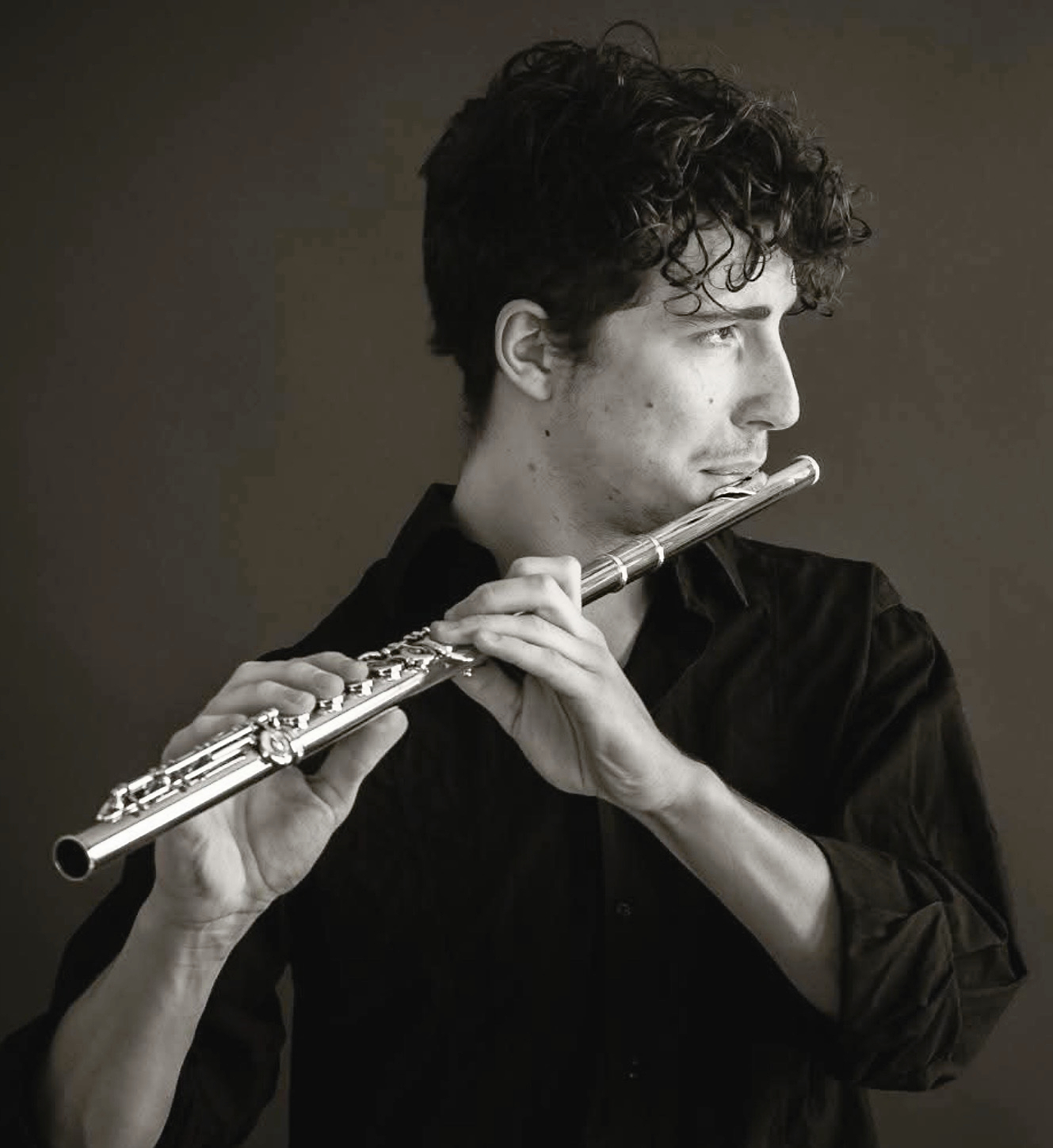 Fløjtenist Rasmus Schæffer Christensen og pianist Mikkel Torup fremfører værker af Debussy og Koechlin i Messiaskirken