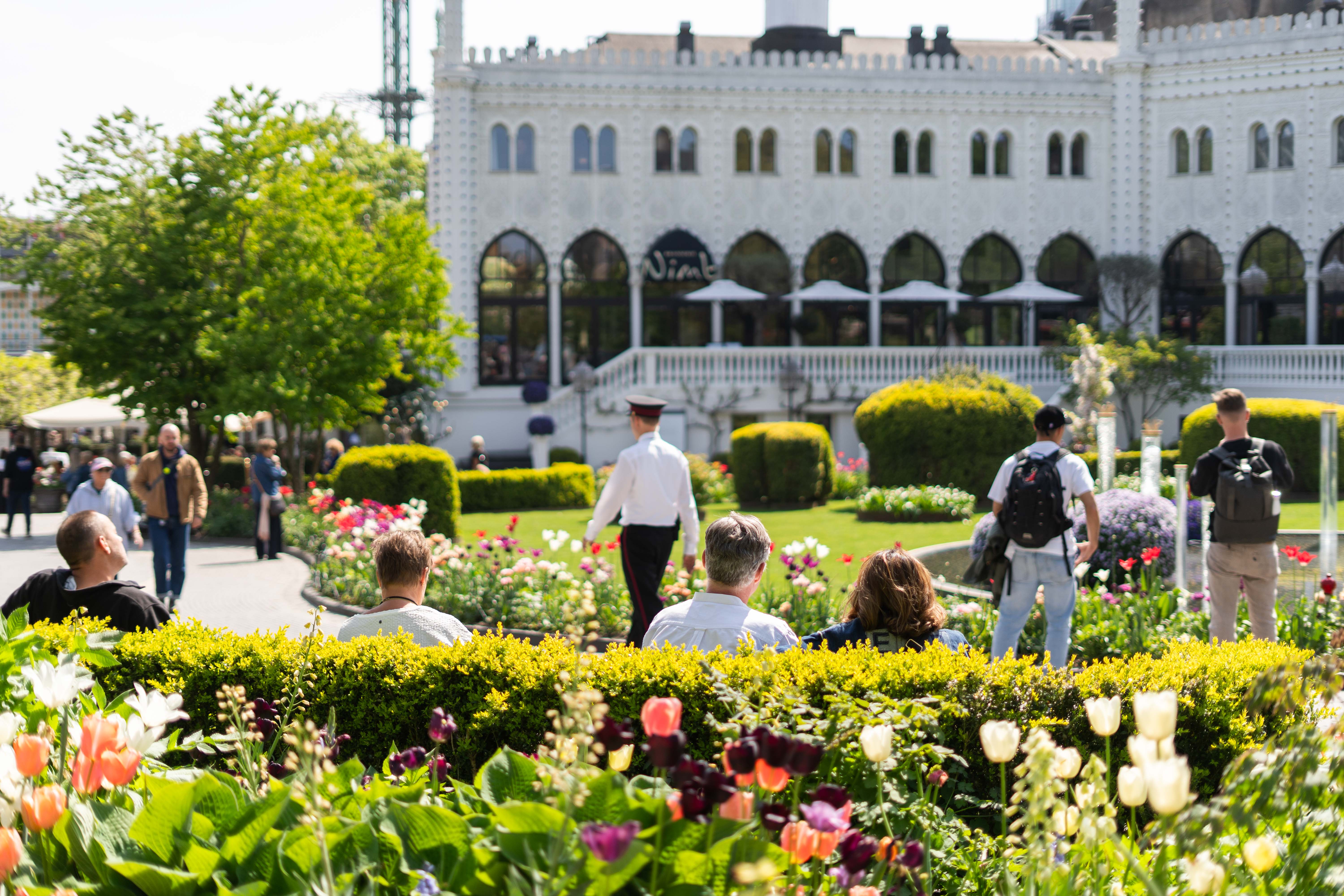 Der er underholdning for hele familien i Tivoli.
