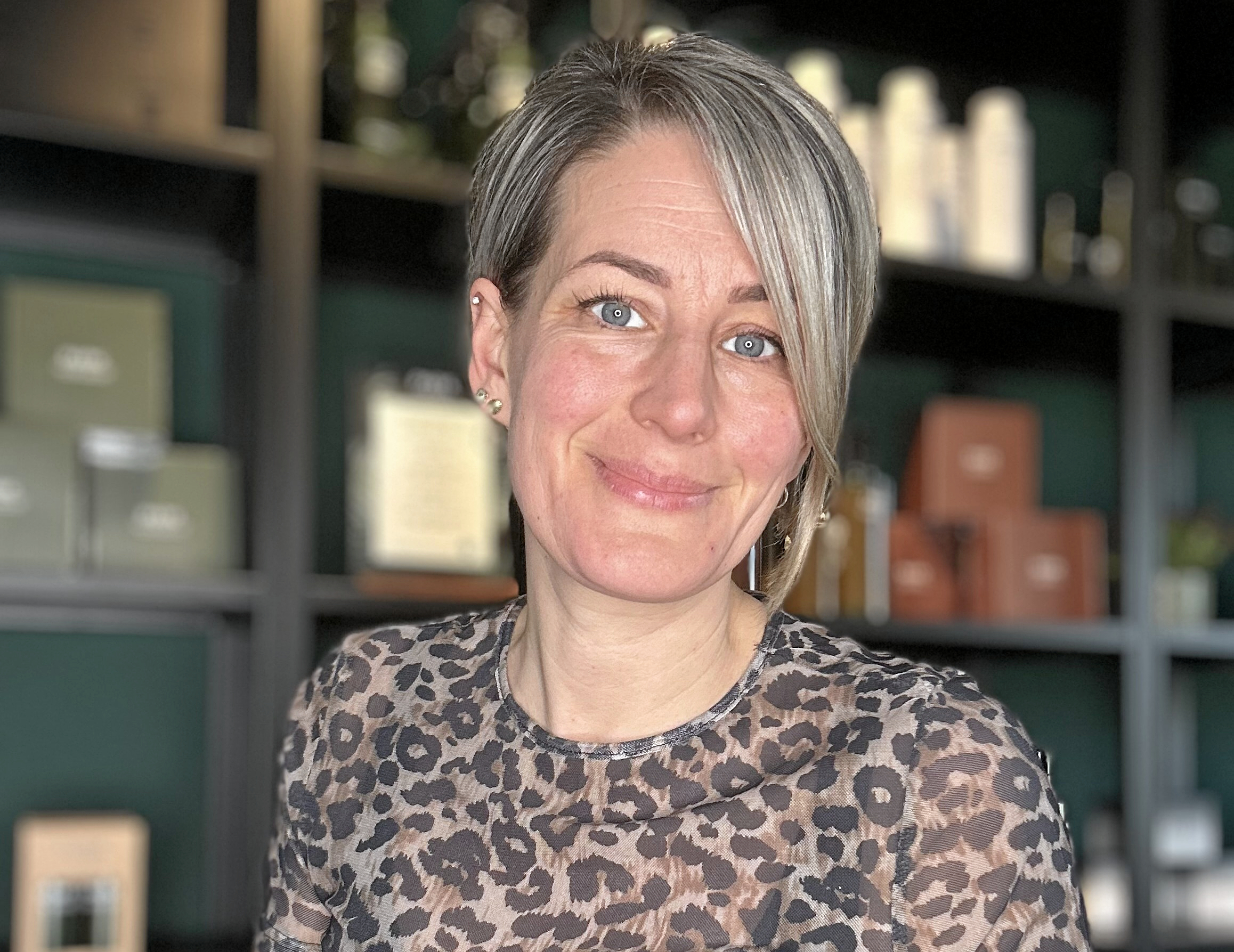 Karina Hvid Brandstrup er indehaver af frisørsalonen Hair By Hvid i Stenlille. Hun er nu blevet en del af frisørfællesskabet Park Styling.