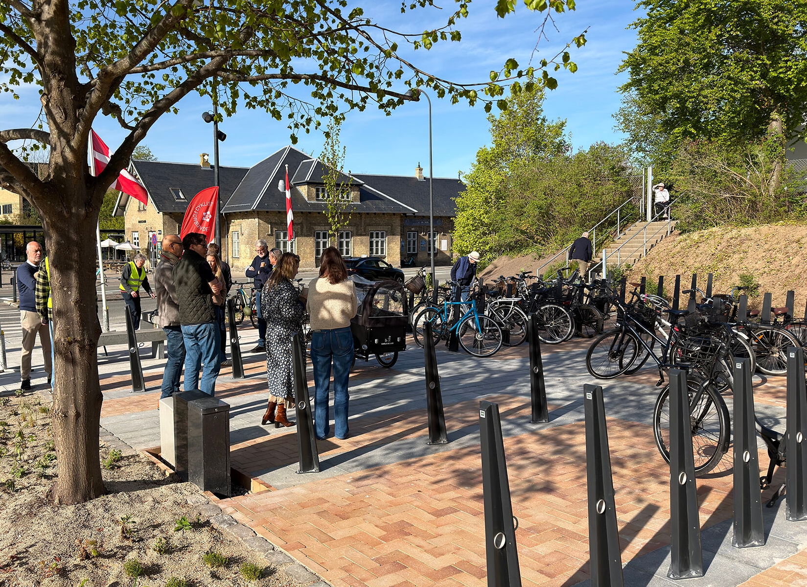 Der er plads til 160 cykler på det nye område. - Rudersdal Kommune Der er plads til 160 cykler på det nye område.