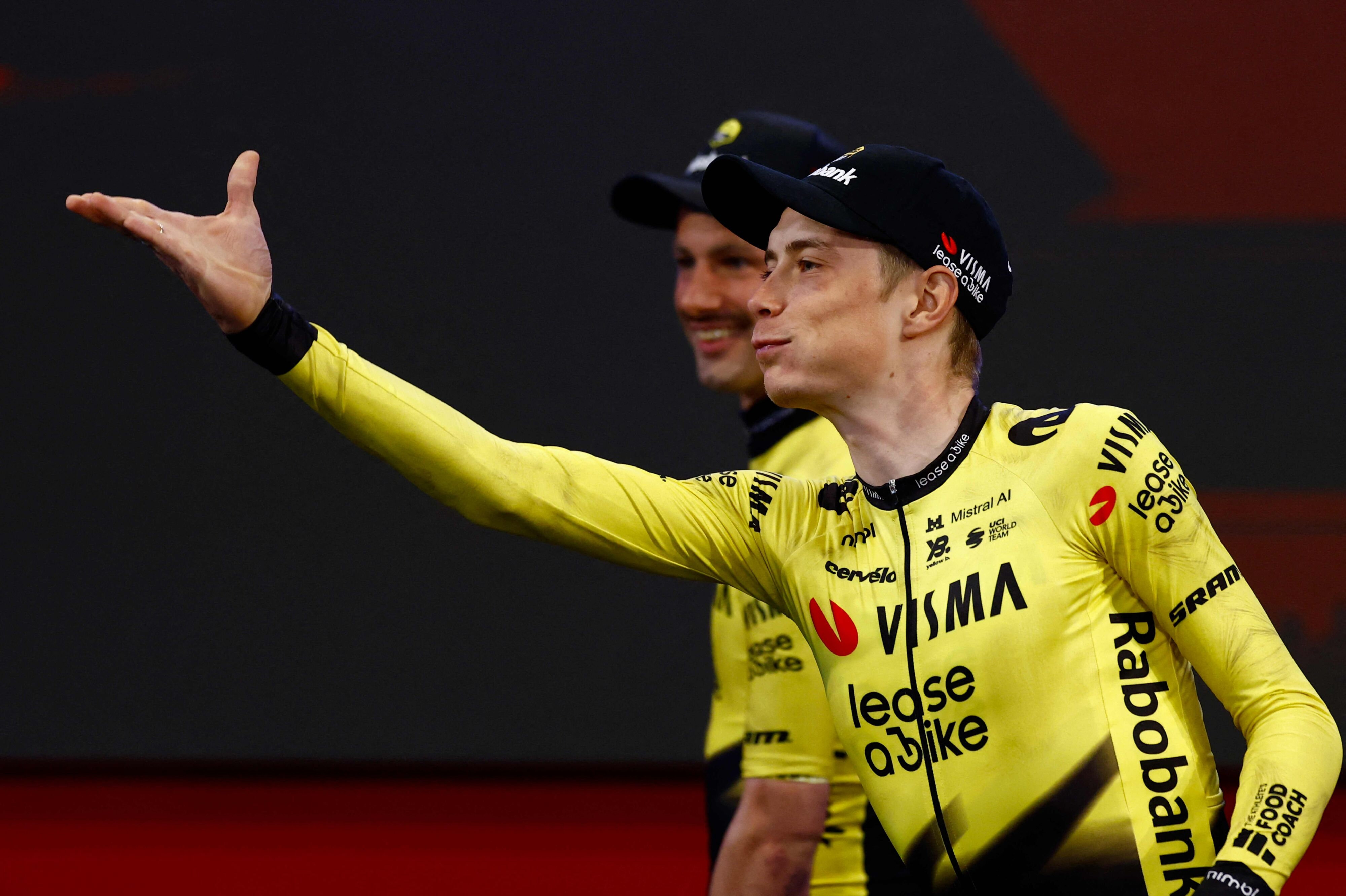 Jonas Vingegaard og resten af feltet tager fredag hul på årets Giro d'Italia, der lægger fra land i Bulgarien.