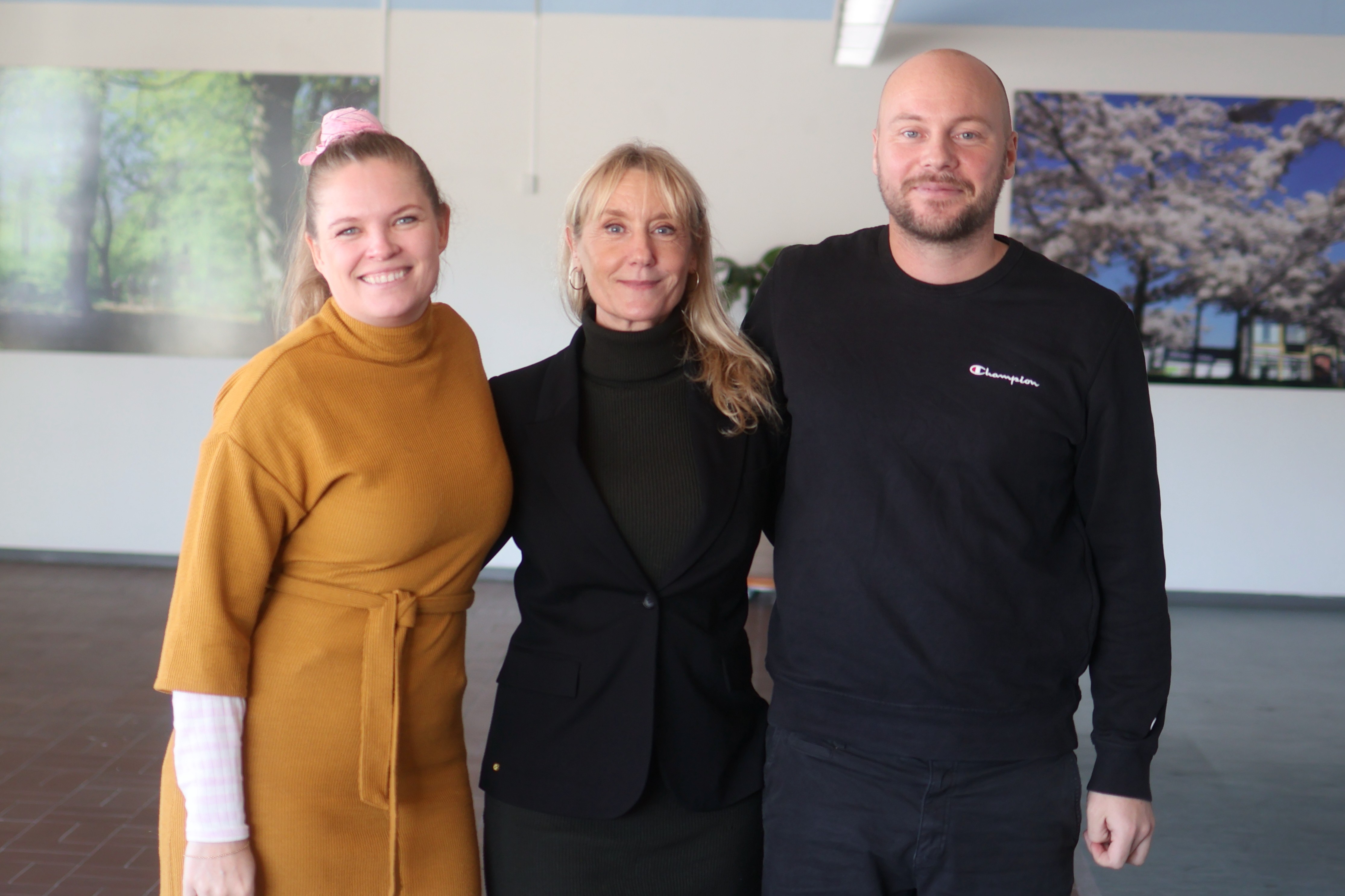 Blandt andre Anette Støvelbæk har været gæst hos Johanne Schlünssen og Kasper Nøraa.