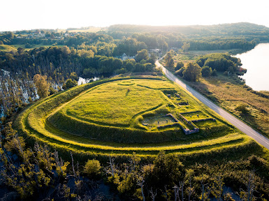 Industrimuseet Frederiks Værk inviterer på en historisk vandretur omkring Dronningholm Slotsruin