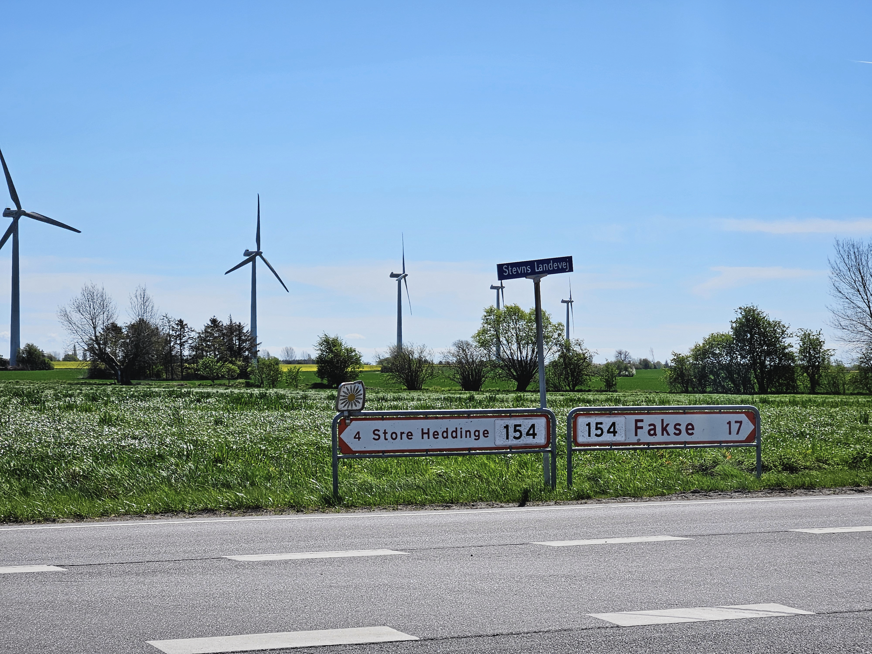 Bakkely vindmøller ved Havnelev og Boestofte, som Carl SKou, formand for Sydstevns Energifællesskab, var med til at få rejst for år tilbage.
