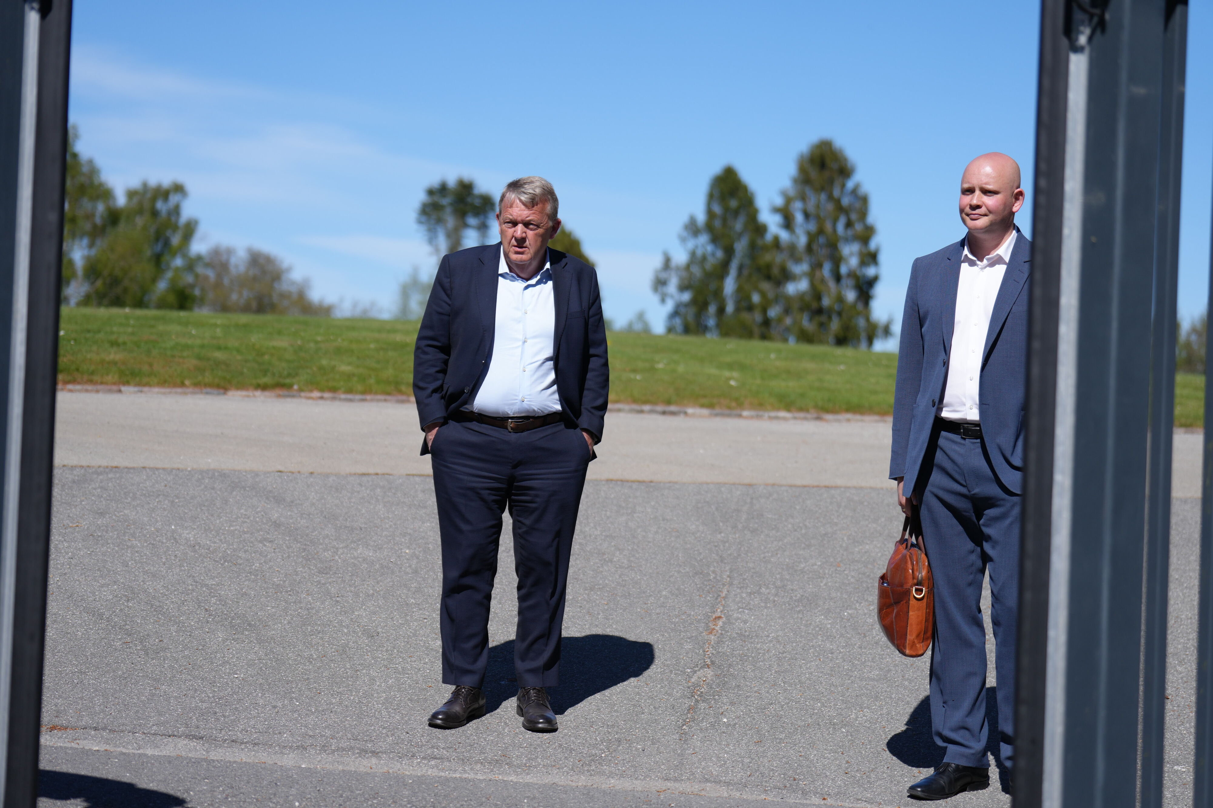 Regeringsforhandlingerne er gået i hårdknude, og Lars Løkke Rasmussen (M) har fredag meddelt Mette Frederiksen, at han ikke længere støtter hendes bestræbelser på at danne en regering. Mette Frederiksen mødes med kongen fredag.