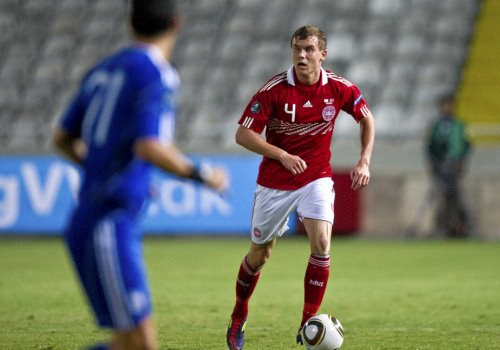 Andreas Bjelland optrådte 29 gange i rødt og hvidt - nu er hans trøje til landliggerkampen i Melby under hammeren