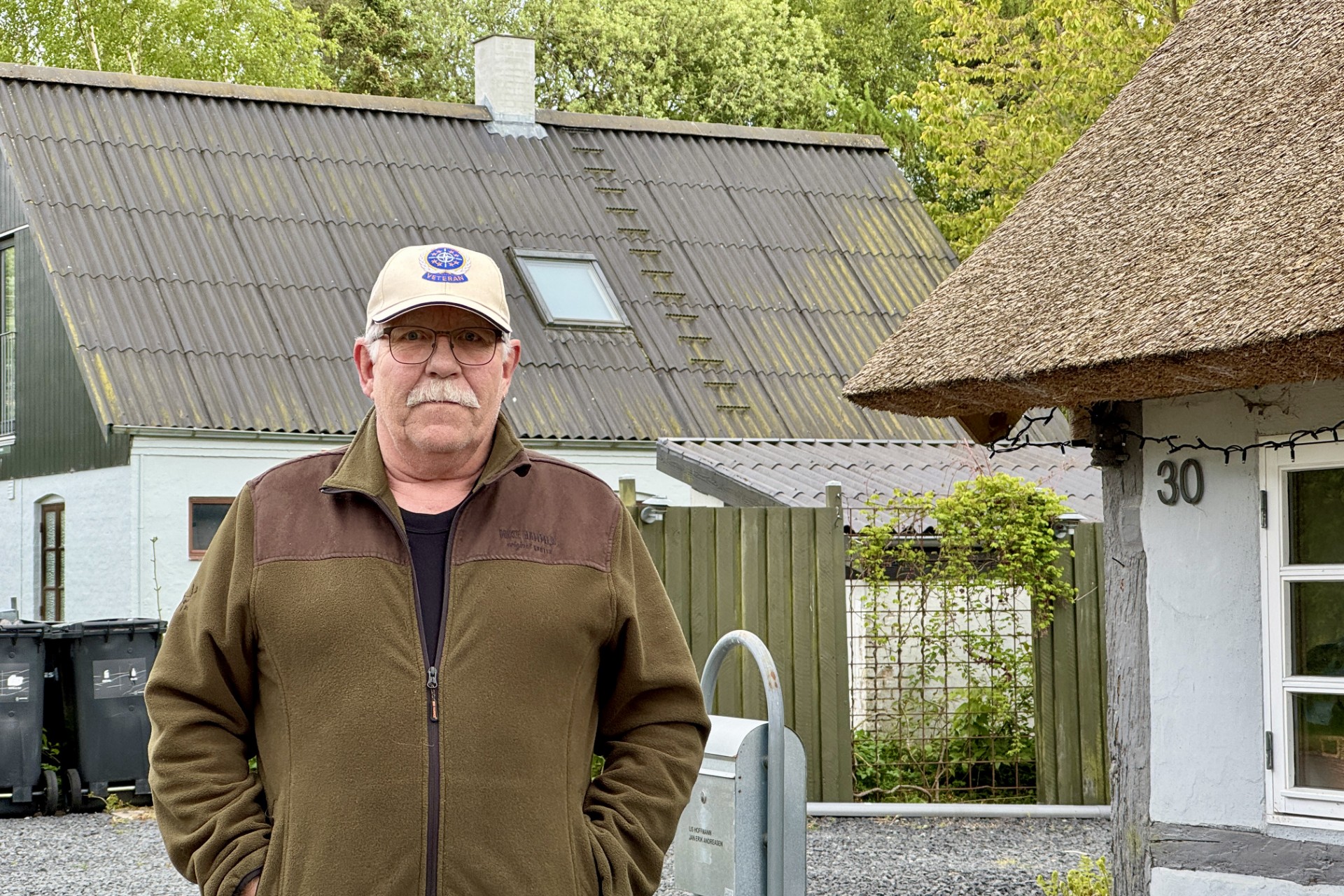 Brevet fra Energinet kom som et chok for Jan Erik Andreasen, der nu risikerer at måtte flytte fra huset ved Everdrup Lund.