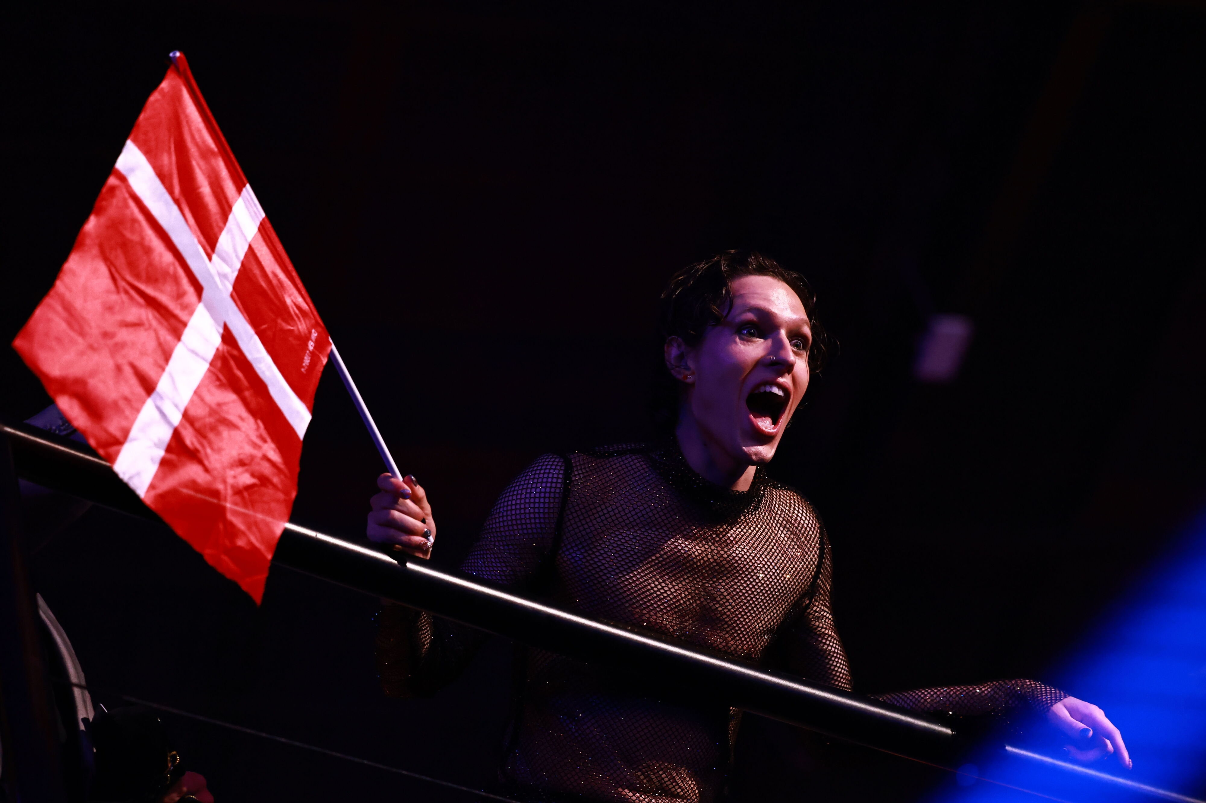 Søren Torpegaard Lund skal med sin grandprixsang "Før vi går hjem" forsøge at bringe Eurovision-sejren til Danmark for fjerde gang i historien efter Emmelie de Forest, Brødrene Olsen og Grethe og Jørgen Ingmann.
