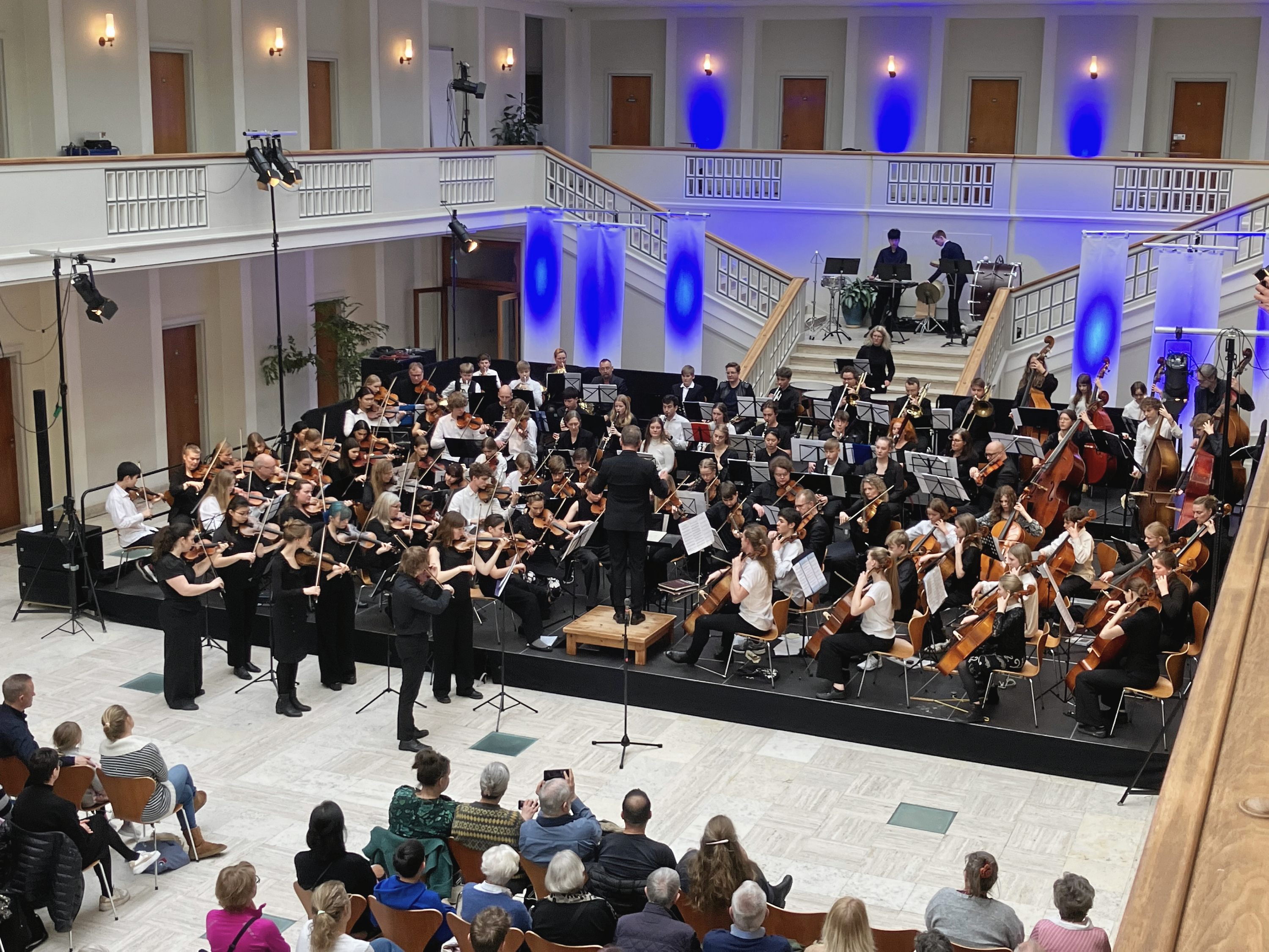 Nordsjællands UngdomssymfoniOrkester (NUO) har tidligere givet koncert på rådhuset.