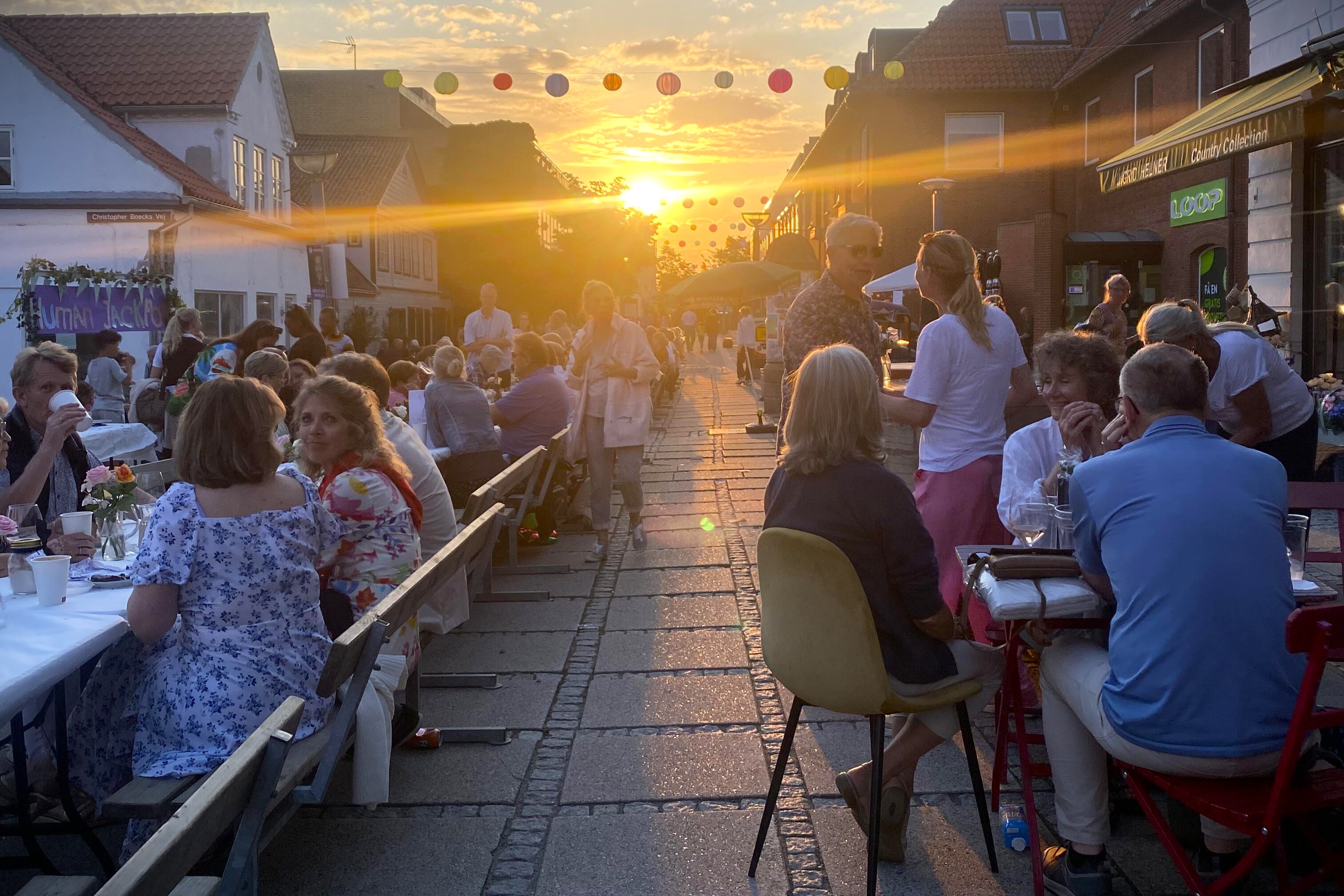 På fredag er der igen Hej Sommer i bymidten i Fredensborg.