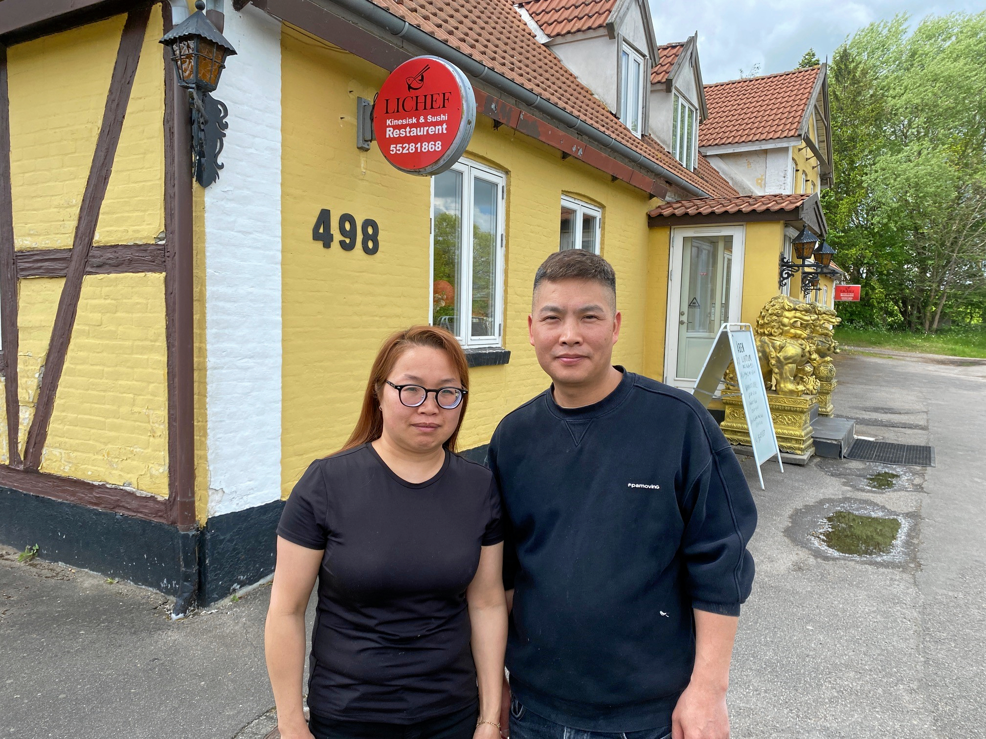 Ægteparret Li Zhu og Linyun Li har åbnet restauranten Lichef i den gamle landevejskro.
