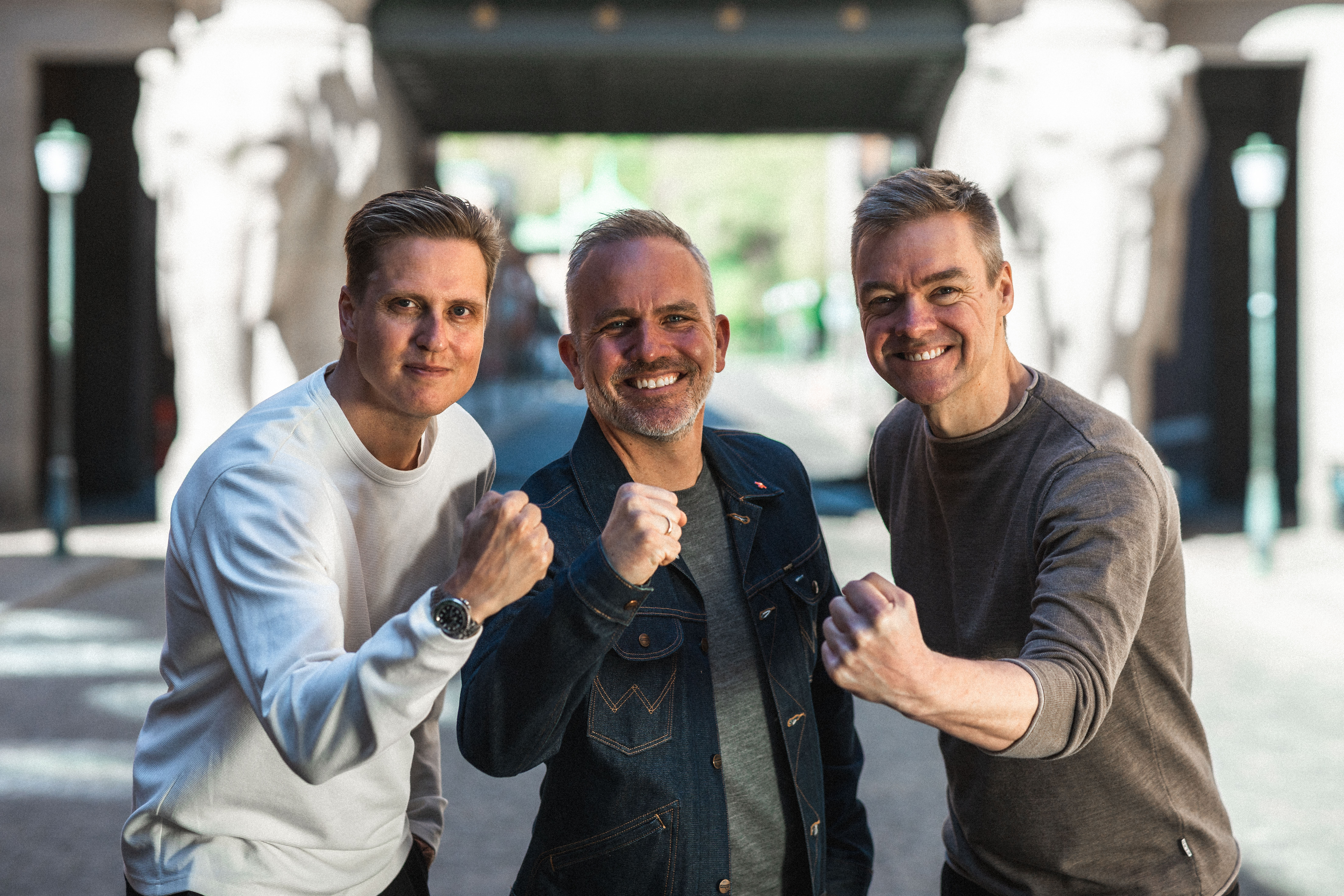 Ejerleder og CEO hos Kaiser Sport & Ortopædi, Jan Steinicke, i Carlsberg Byen flankeret af Jannich Hammer Marker til venstre og Thomas Christoffersen til højre, som begge er partnere i den hurtigtekspanderende kæde.