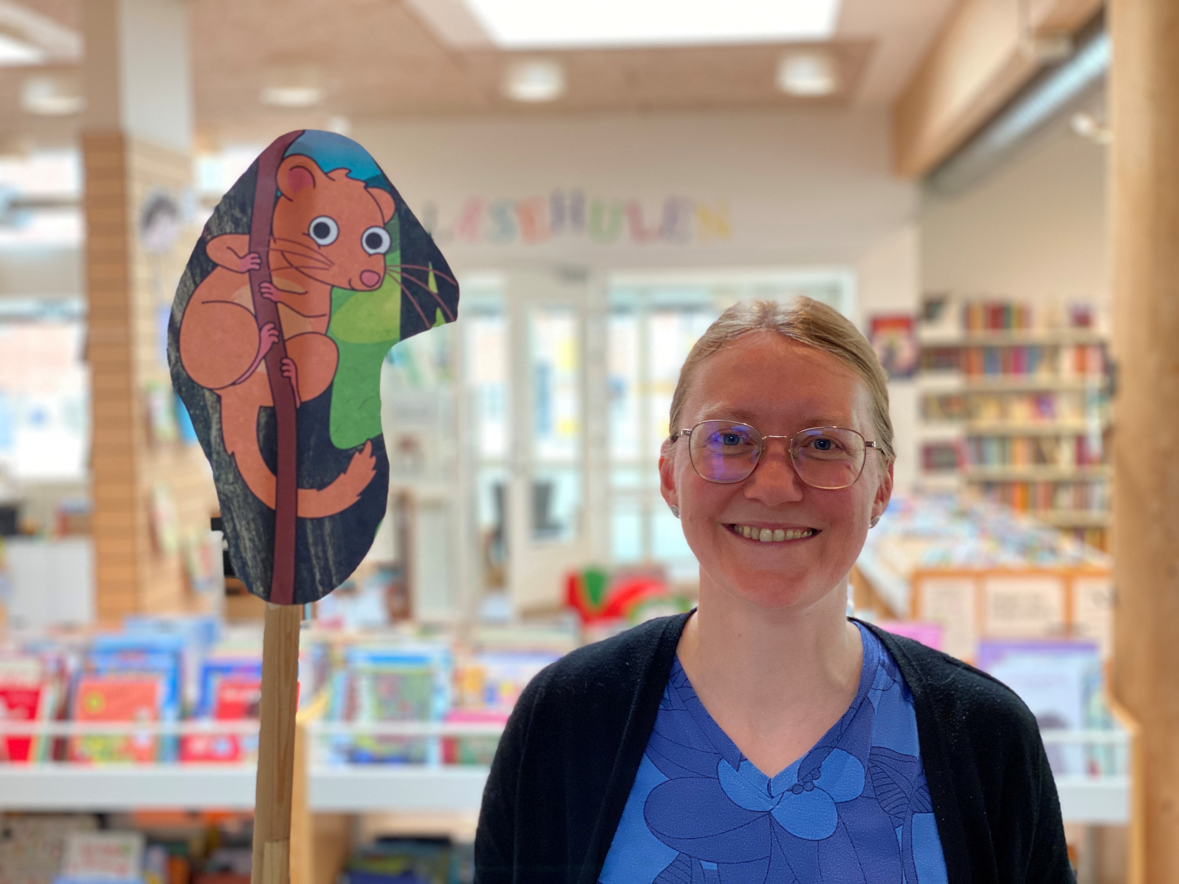 Gribskov Biblioteker er med til at redde hasselmusen i uge 22, 23 og 24.