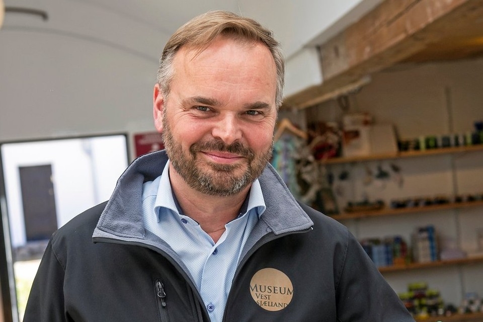 Eskil Vagn Olsen, direktør for Museum Vestsjælland, har været i hård, international budkrig for at hjemkøbe et Lundbye-værk.