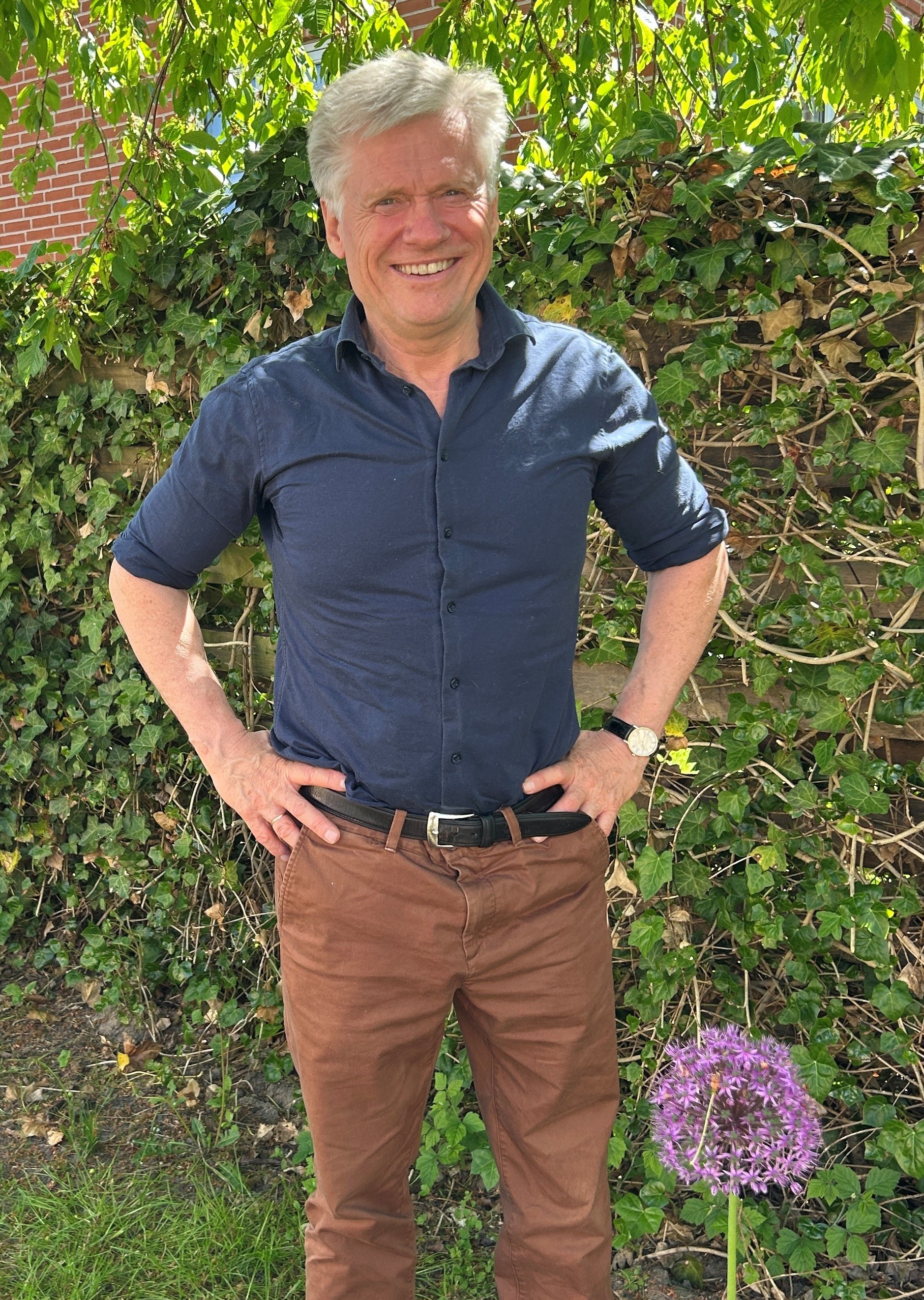 Kristian Østergaard markerer sin 60-års fødselsdag med udgivelsen af en ny bog om 60 store forfattere i verdenslitteraturen.