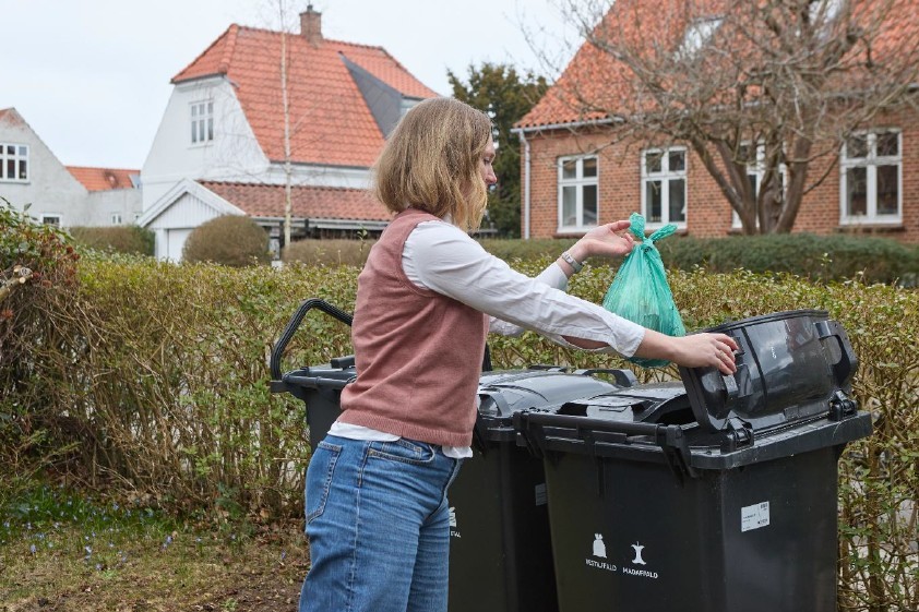 Helsingoranerne ser ud til at vænne sig mere og mere til de mange sorteringsmuligheder.