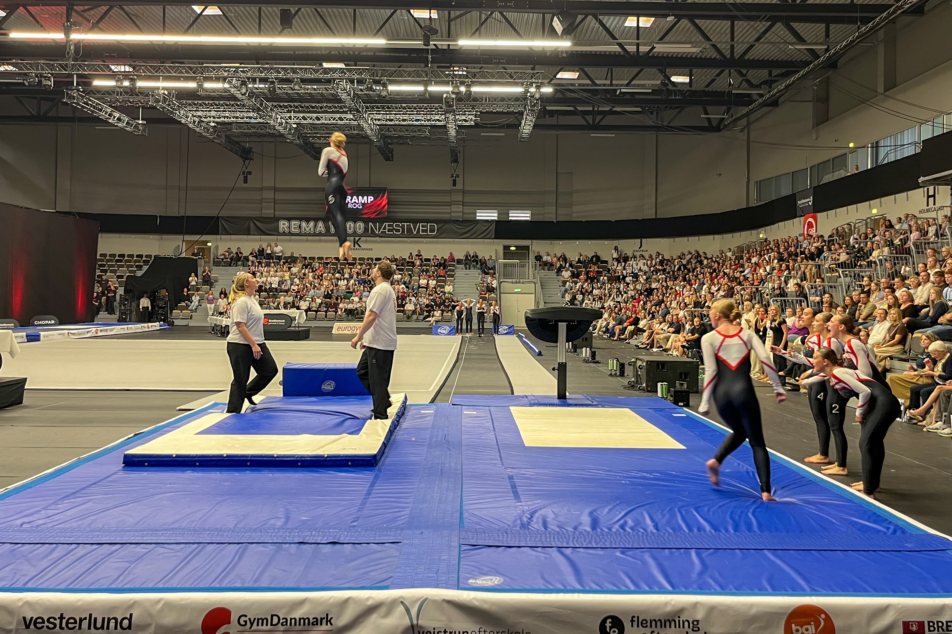 Der var udsolgt i Arena Næstved, som lørdag for første gang lagde gulv til DM i TeamGym.