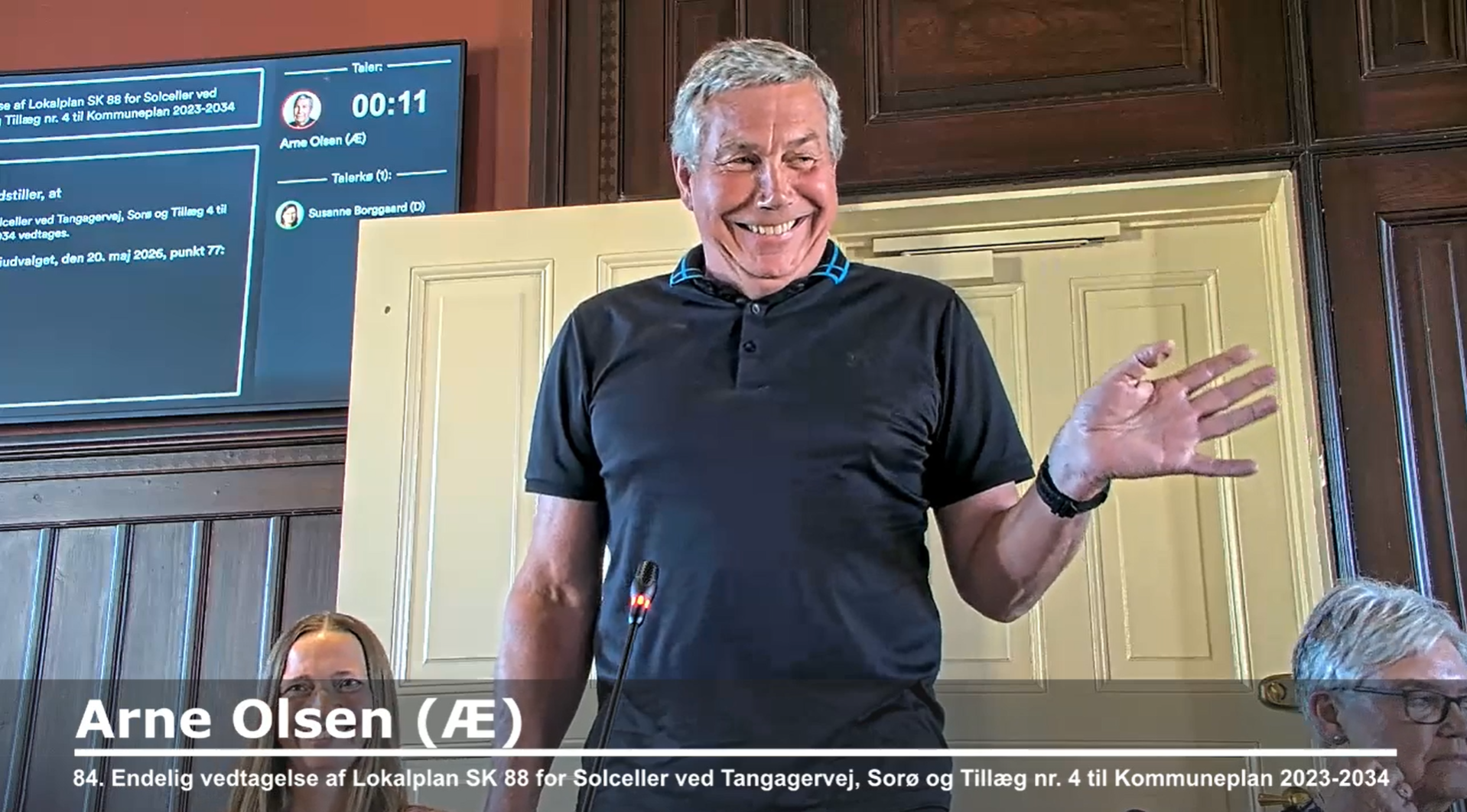 - Det er Danmarksdemokraternes mærkesag, at vi ikke skal have flere solcelleparker, altså jernmarker. Men det ligger skidegodt derude, siger Arne Olsen (DD).
