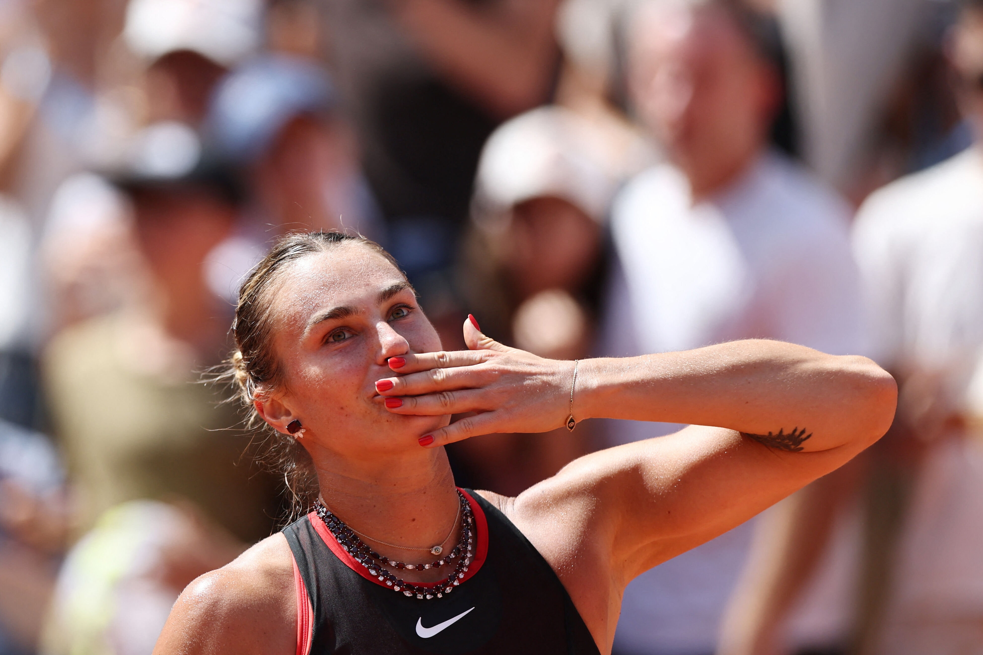 Aryna Sabalenka besejrede australske Daria Kasatkina i tredje runde i French Open.