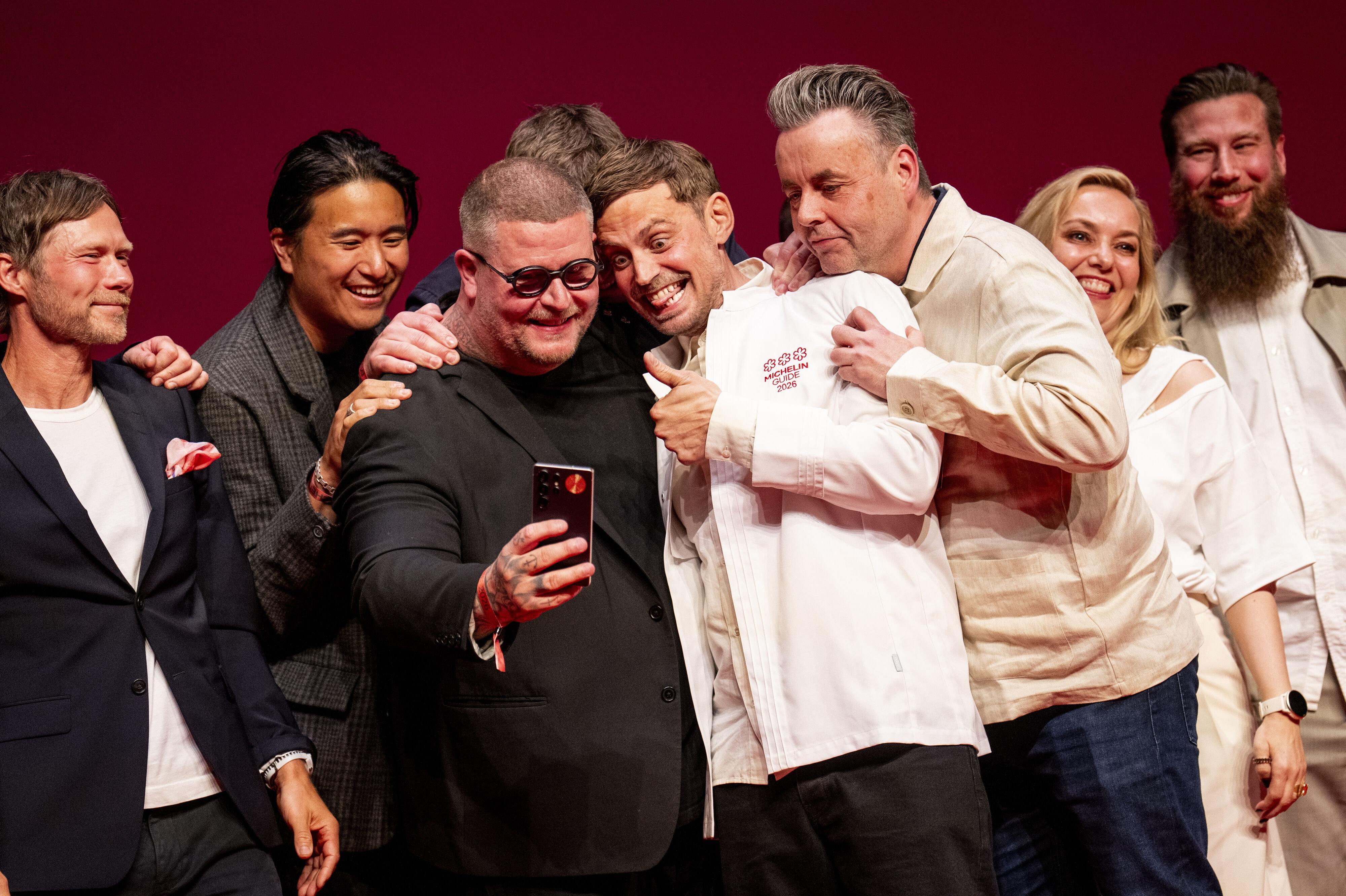 Køkkenchef Nicolai Nørregaard og restaurant Kadeau i København fik mandag sin tredje michelinstjerne.