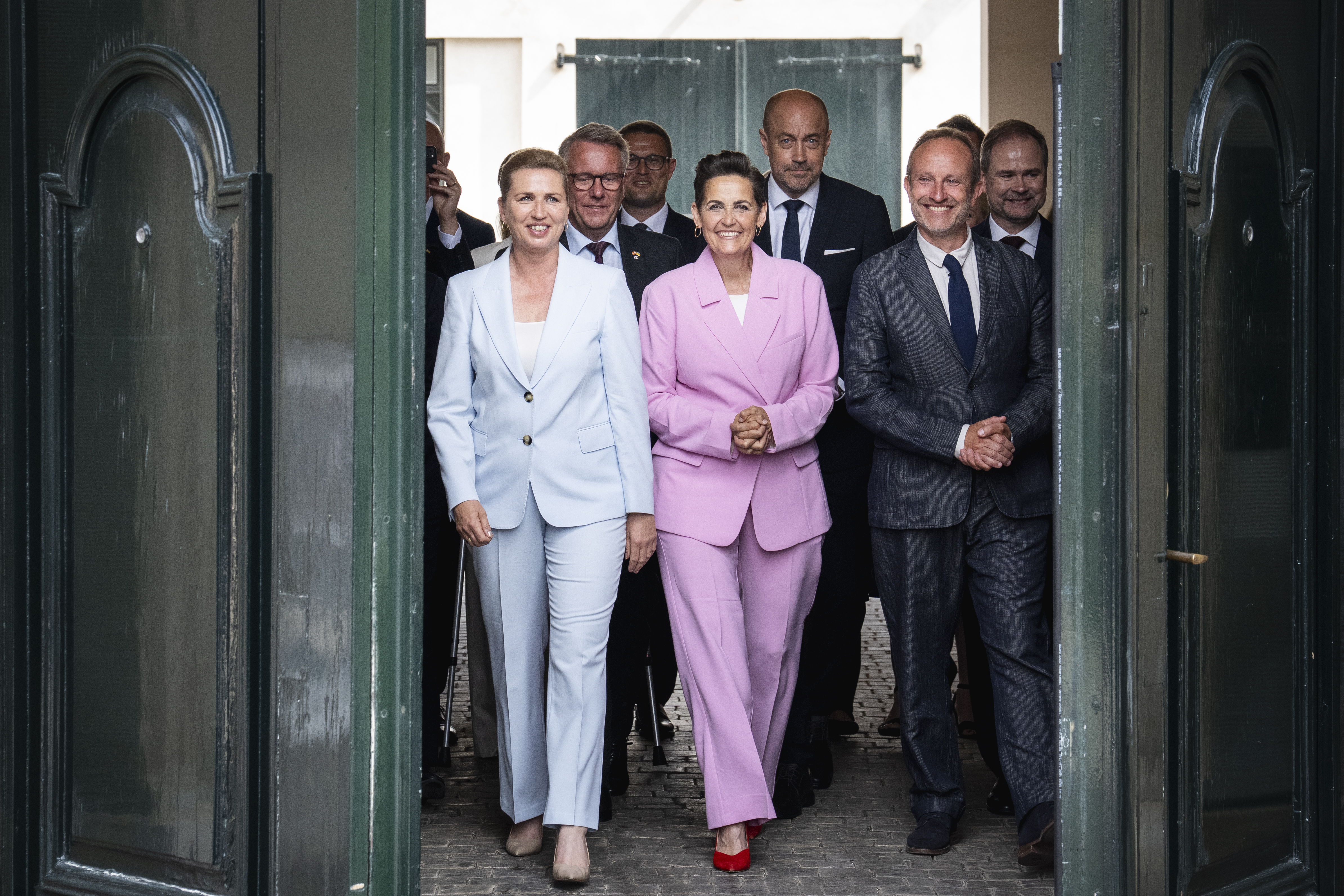 Den nye regering præsenteres på Amalienborg Slot i København, onsdag den 3. juni 2026. Firkløverregeringen består af Socialdemokratiet, SF, Radikale og Moderaterne. (Foto: Sebastian Elias Uth/Ritzau Scanpix)