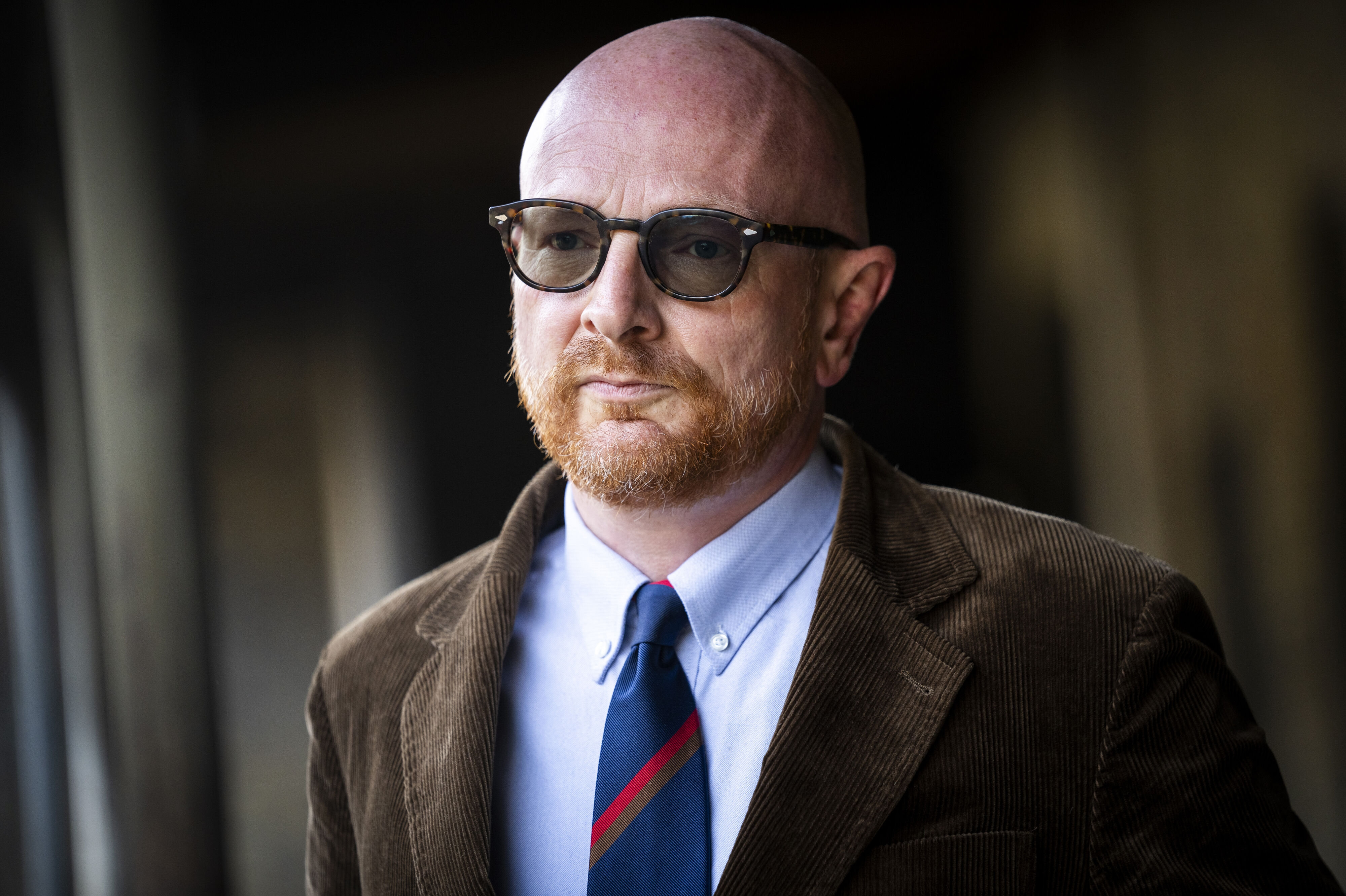 Mads Brügger fik i maj en bøde på 50.000 kroner af Københavns Byret, som vurderede, at han og to journalister brød et navneforbud i en artikelserie. Han og journalisterne anker. (Arkivfoto).