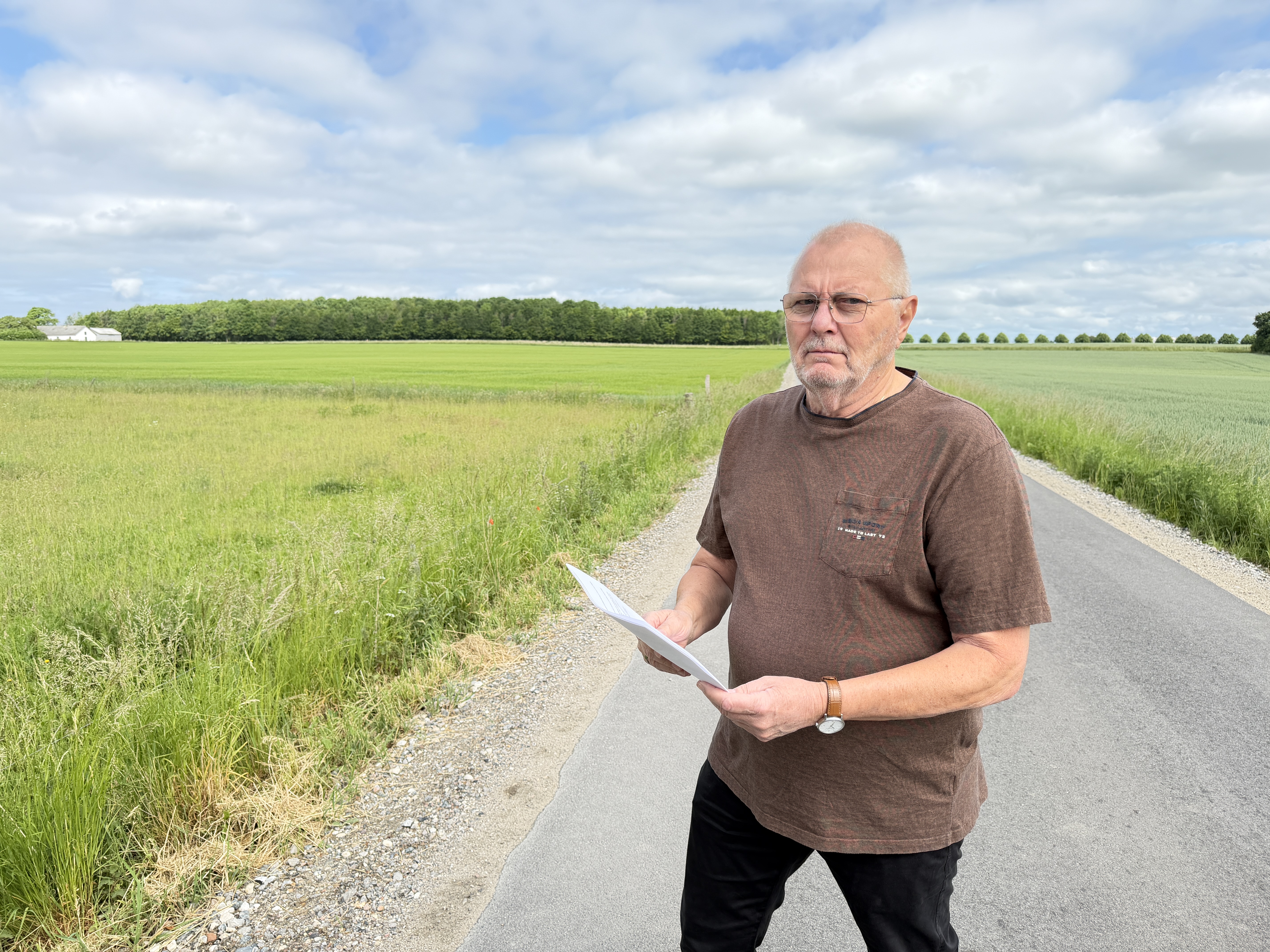 Det har fra begyndelsen været en skinproces, og nu er magtmisbruget reelt, mener Hans-Jørgen Bøgfeldt, der har samlet i nærheden af 450 underskrifter fra borgere, der ikke ønsker værkstedet.