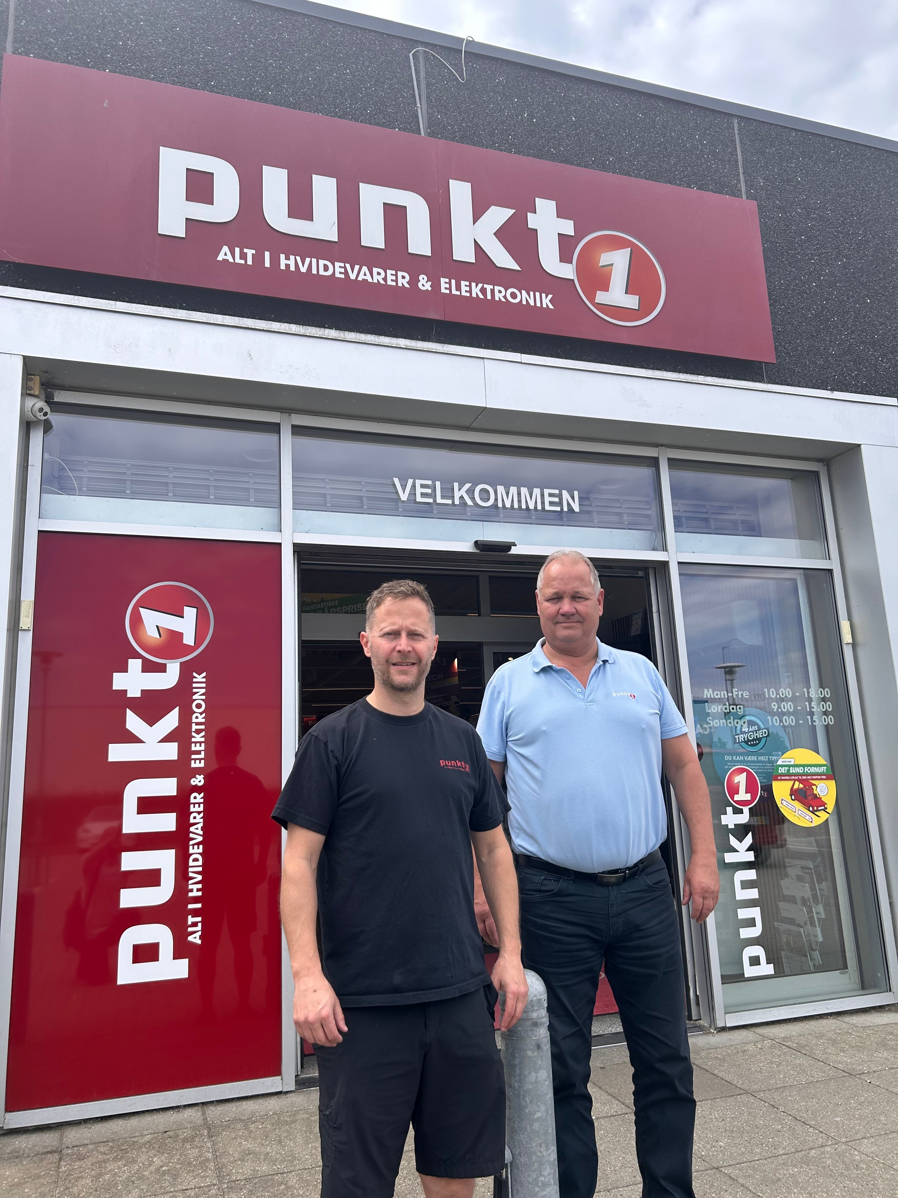 Jesper Petersen (tv) og Steen Jensen driver syv Punkt1 forretninger fordelt på hele Sjælland.