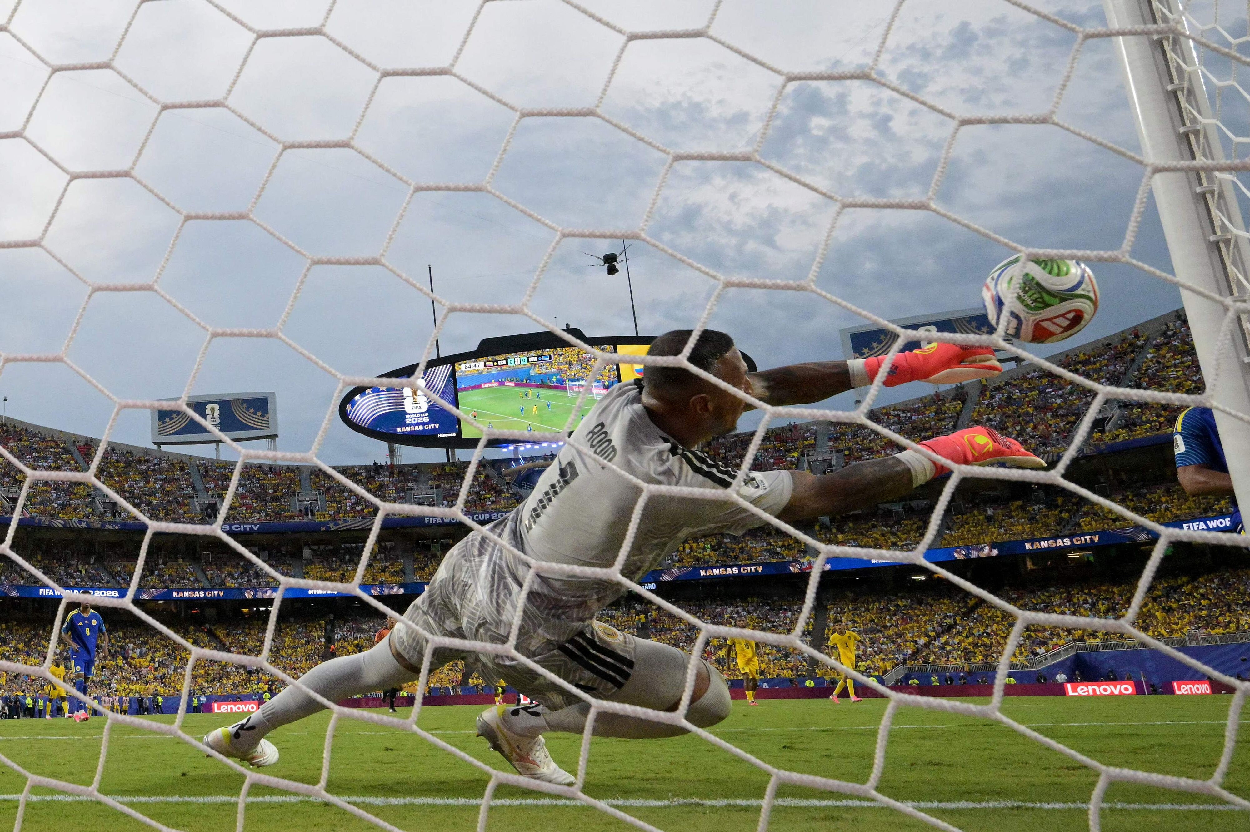 Ingen kunne få bolden forbi Eloy Room i Curacaos mål, da miniputnationen spillede 0-0 mod Ecuador ved VM i fodbold.