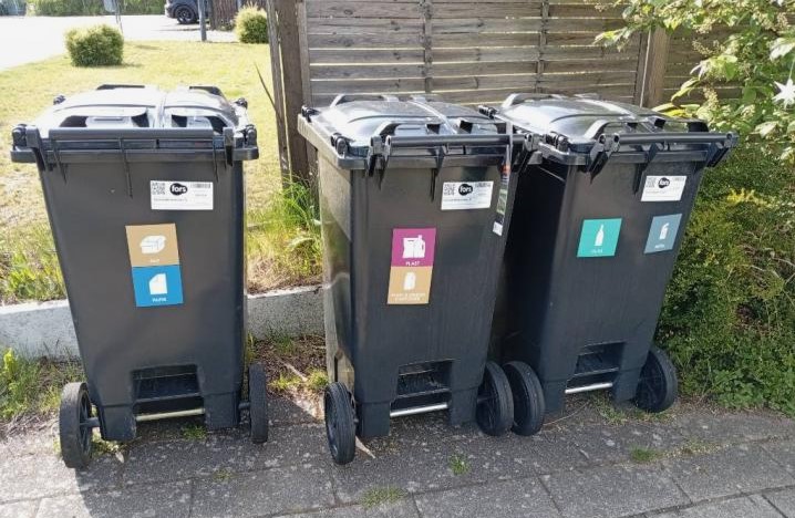 Det bliver mærkbart billigere end i dag at komme af med skraldet i Holbæk Kommune næste år.