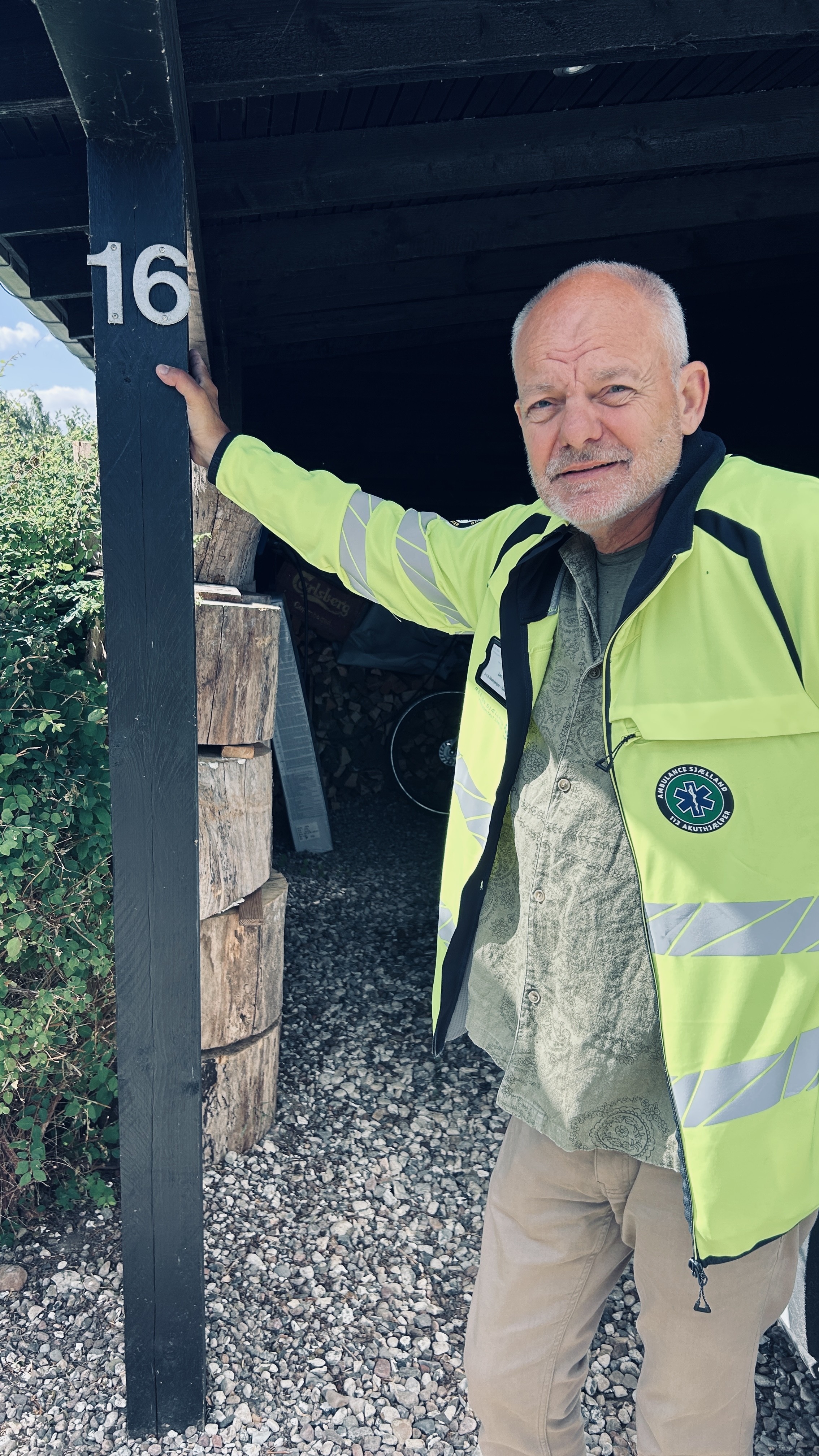 Når alarmen lyder, kan Lars Rasmussen være blandt de første på stedet. Han er en af de otte frivillige akuthjælpere, der nu er klar til indsats på Tuse Næs.