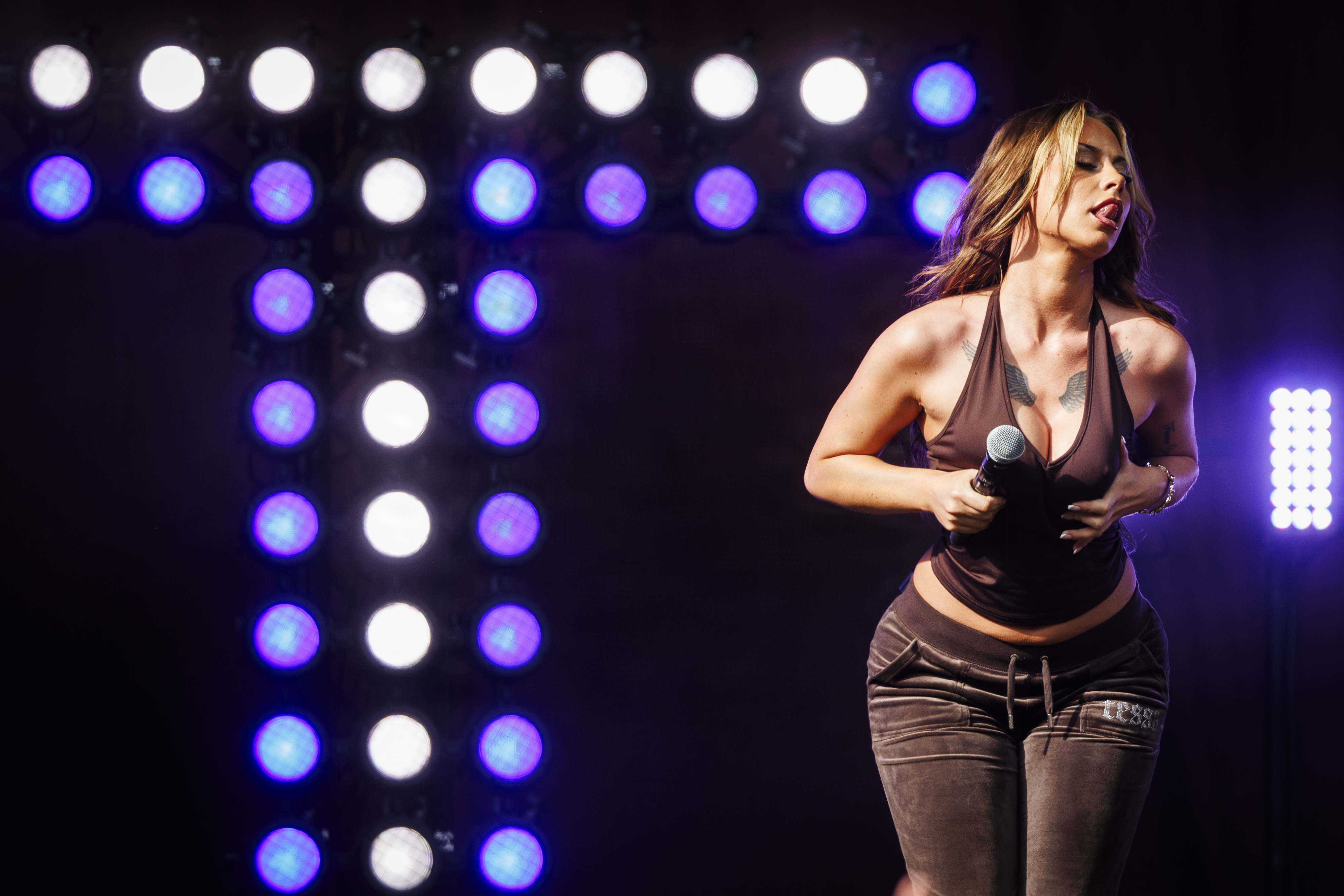 Tessa går på Orange Scene fredag - men det bliver uden selskab af norske Roc Boyz, der ifølge det norske medie VG ikke er velkomne på scenen