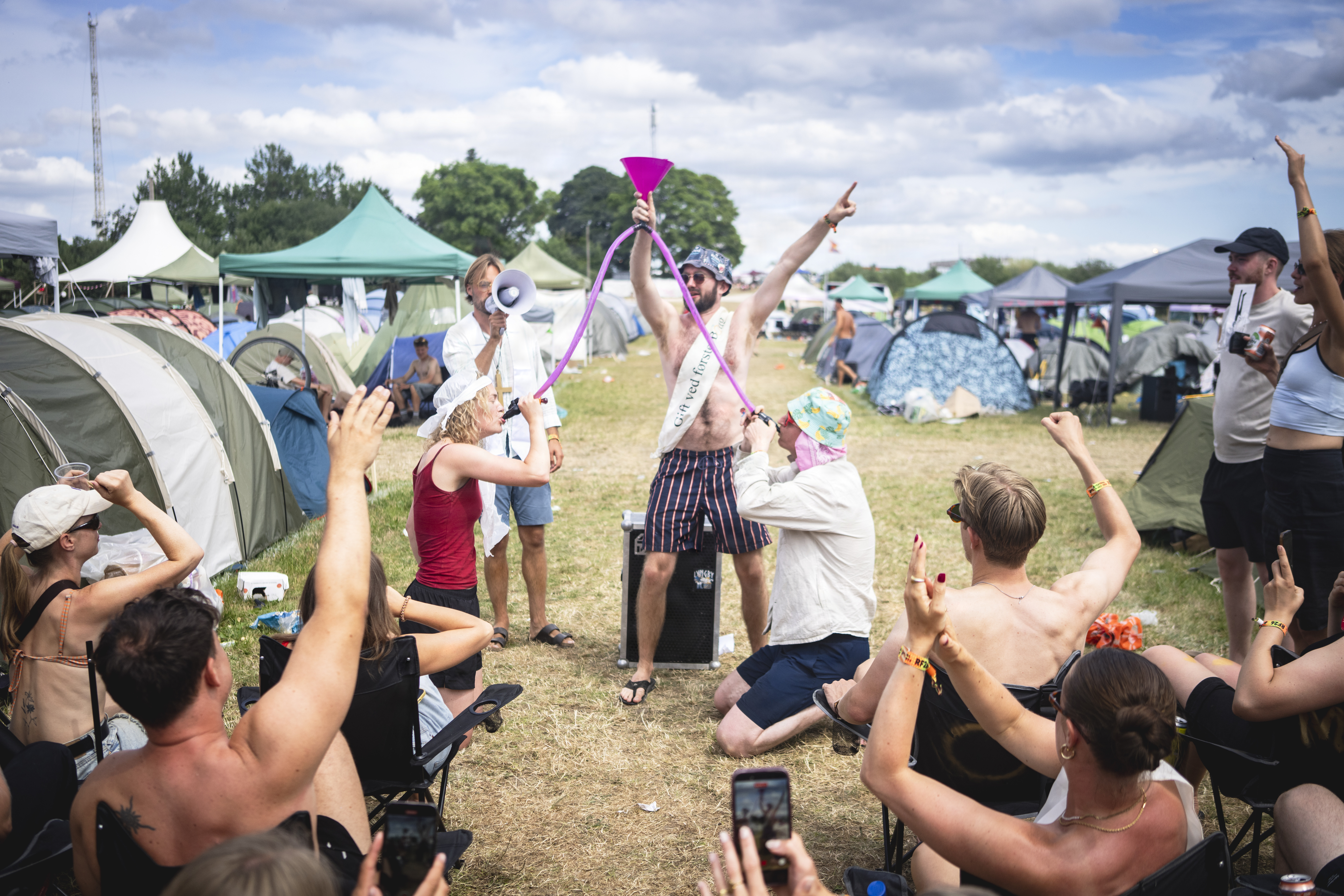 Roskilde Festival arbejder på at ændre sine campingområder, så de kommer til at minde mere om en by.
