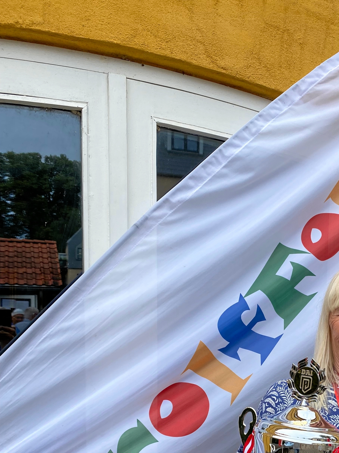 Susanne Blok med pokal og medaljer som synligt bevis på at hun er landets bedste kvindelige krolfer - Privat Susanne Blok med pokal og medaljer som synligt bevis på at hun er landets bedste kvindelige krolfer