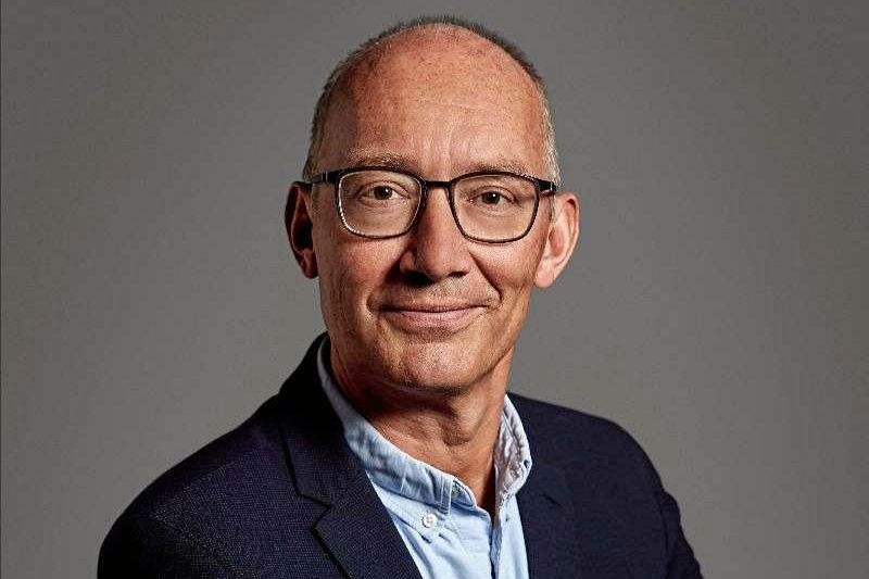 Blandt navnene på programmeter også Niels Krause-Kjær. - Thomas A. Blandt navnene på programmeter også Niels Krause-Kjær.