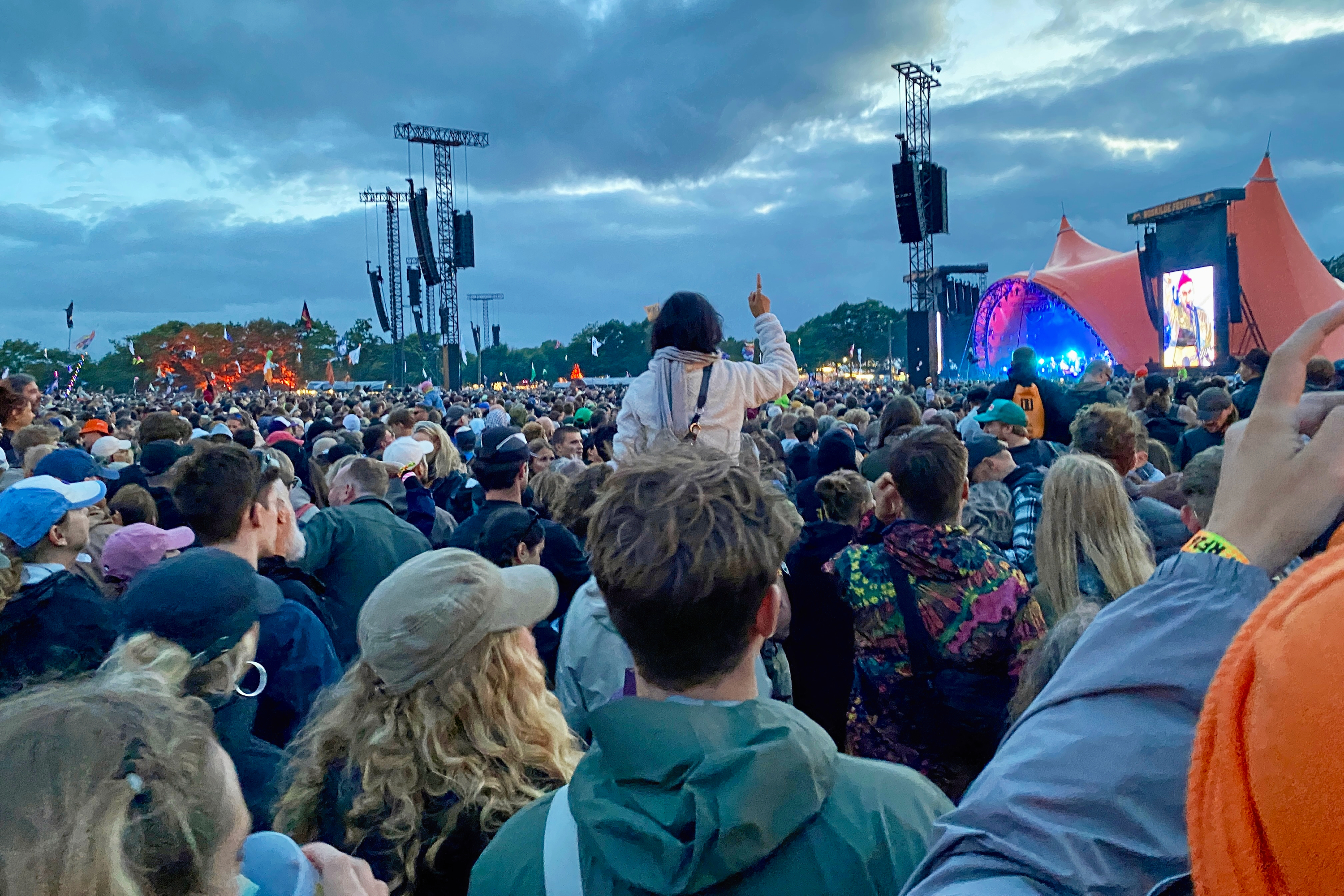 Der var godt fyldt foran Orange Scene, da Gorillaz spillede torsdag aften. Samtidig var Uncle Acid & The Deadbeats i gang på Lagune.