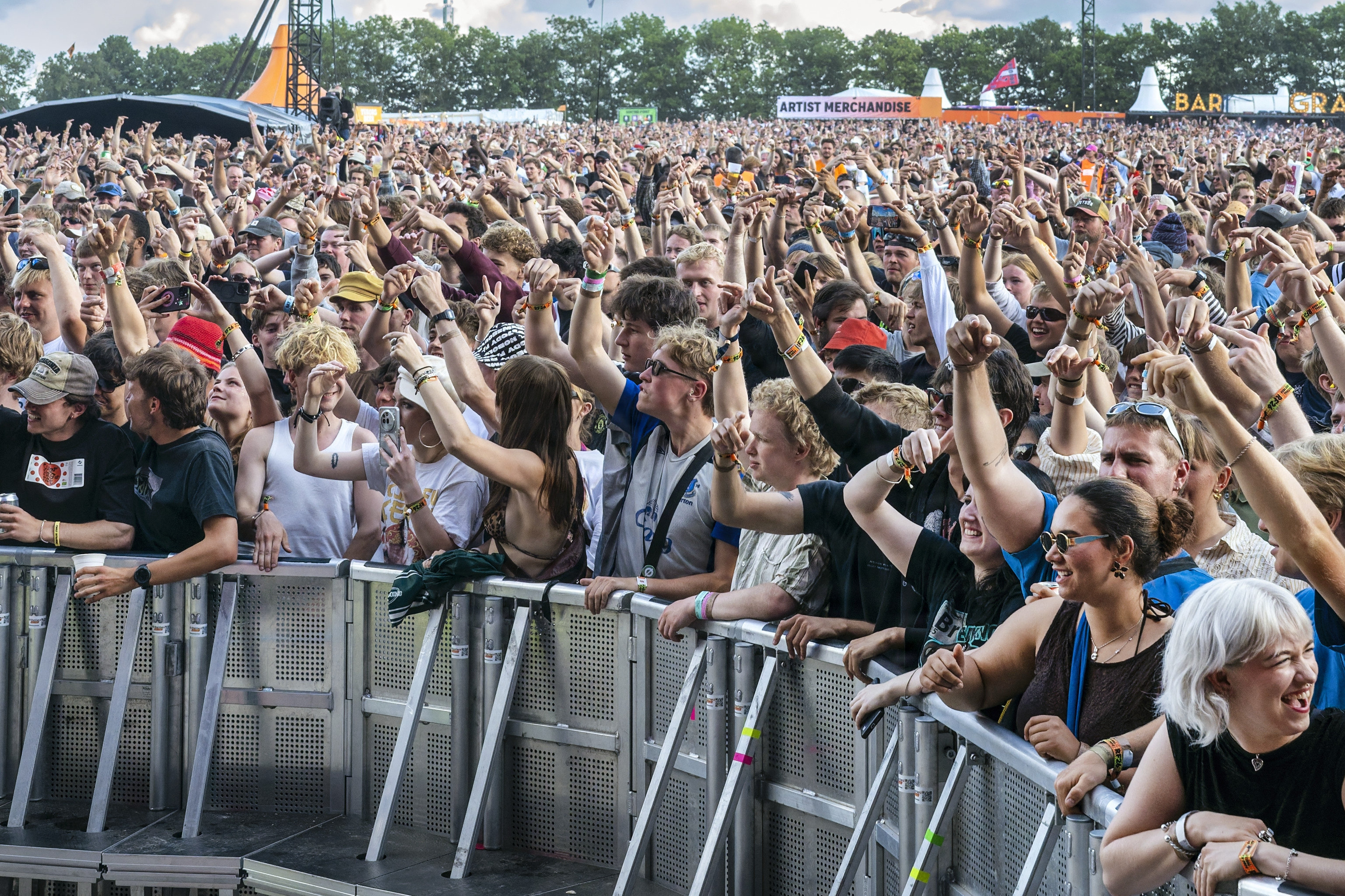 Udsolgte billetter bidrager til, at Roskilde Festival forventer at få et rekordstort overskud i 2026. Rekorden fra 2014 lyder på 26,7 millioner kroner. (Arkivfoto).