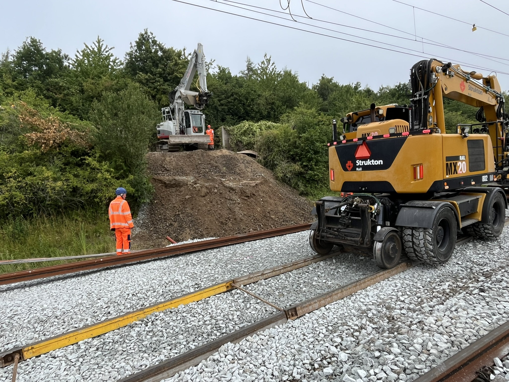 Sund & Bælt udskifter i juli otte sporskifter på jernbanen på Korsør og Nyborg stationer som led i løbende opgradering af jernbanen over Storebælt.