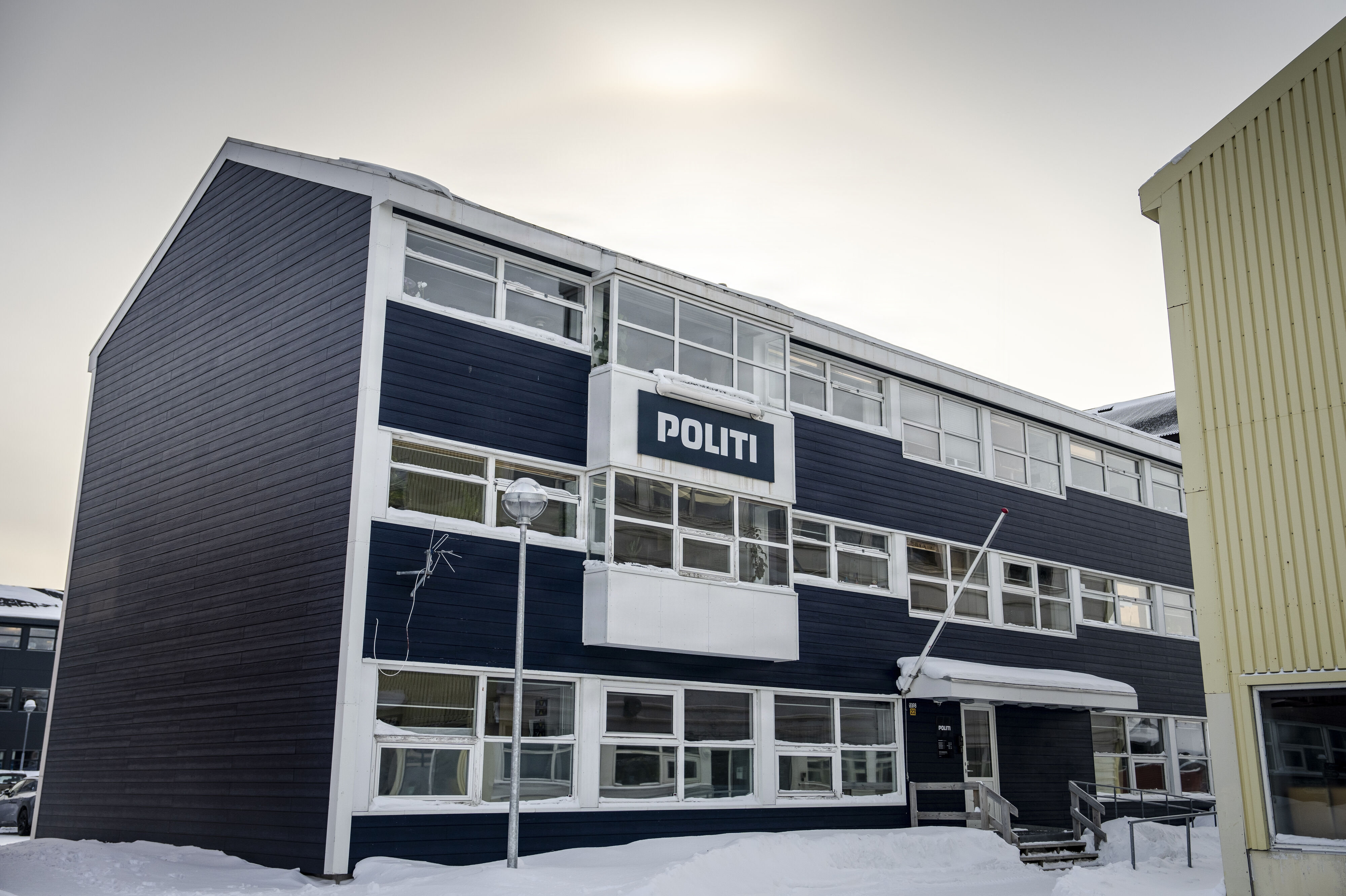 Grønlands Politi rykkede mandag ud til bydelen Nussuaq i Nuuk i en sag om drabsforsøg. (Arkivfoto).