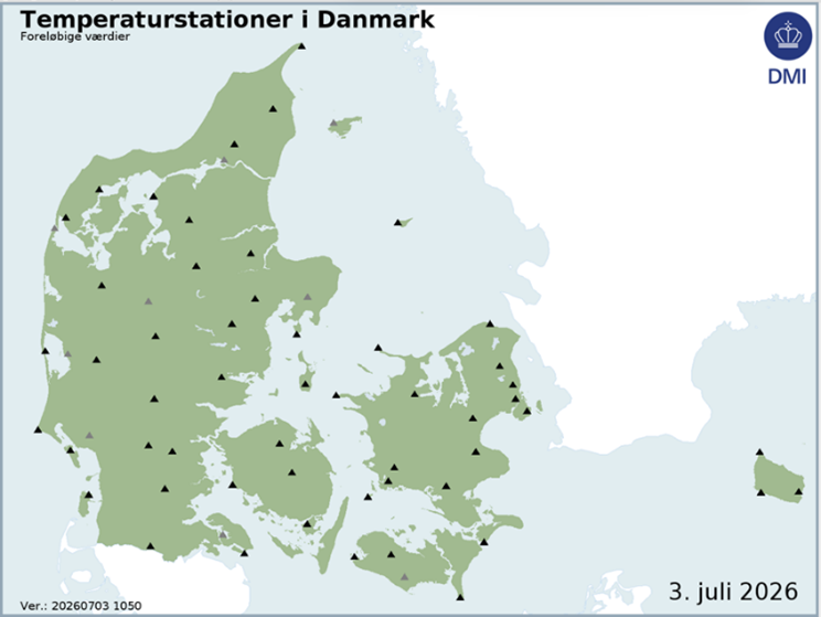 DMI måler temperaturen i Danmark på 52 vejrstationer. Som kortet viser, er der et meget stort hul i målingerne midt på Sjælland.