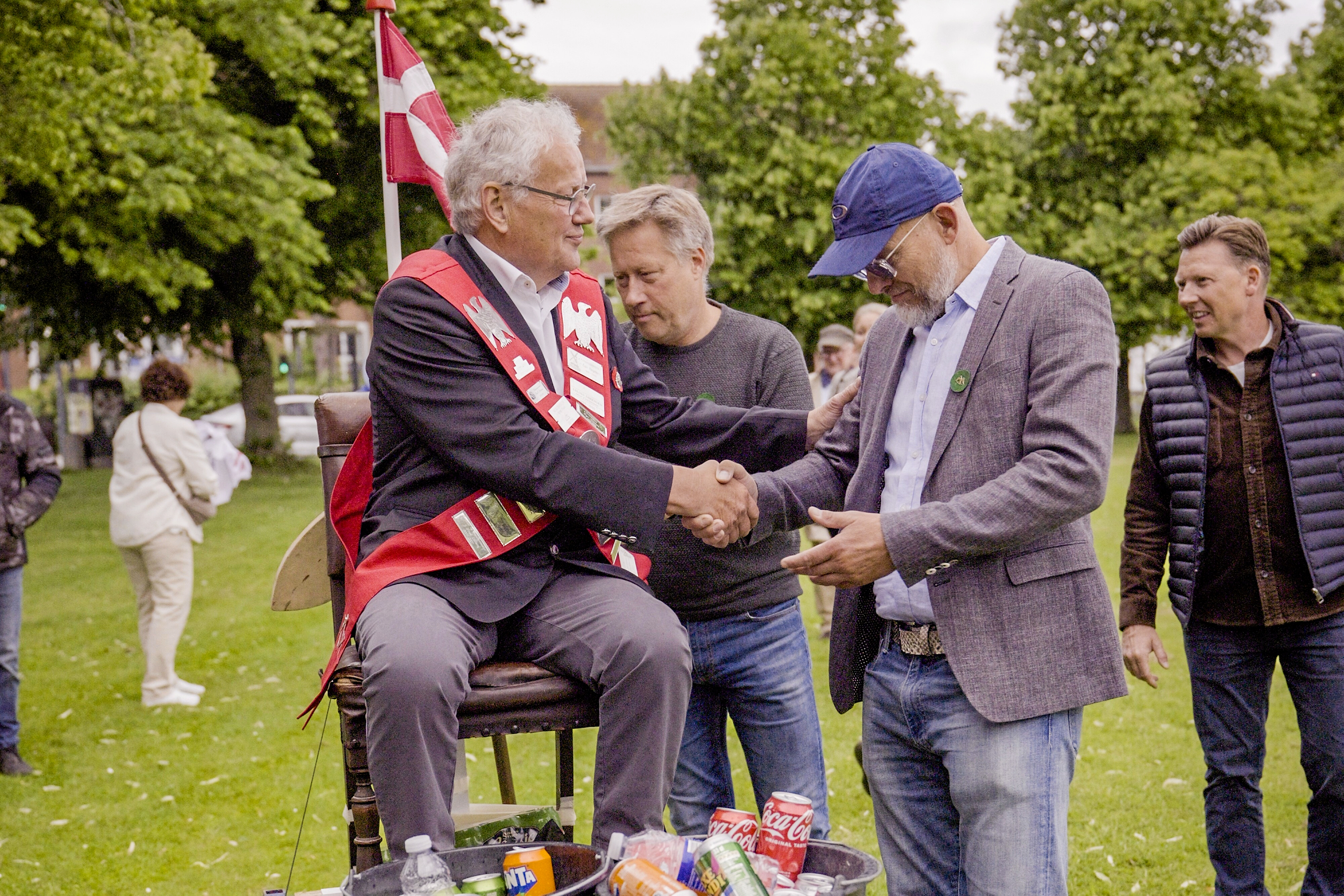 Årets fugleskydning var med sejr til Karlebo-tømrerne Johnny Handreck, der blev hyldet efter alle kunstens regler af Håndværkerforeningen for Hørsholm og Omegn.