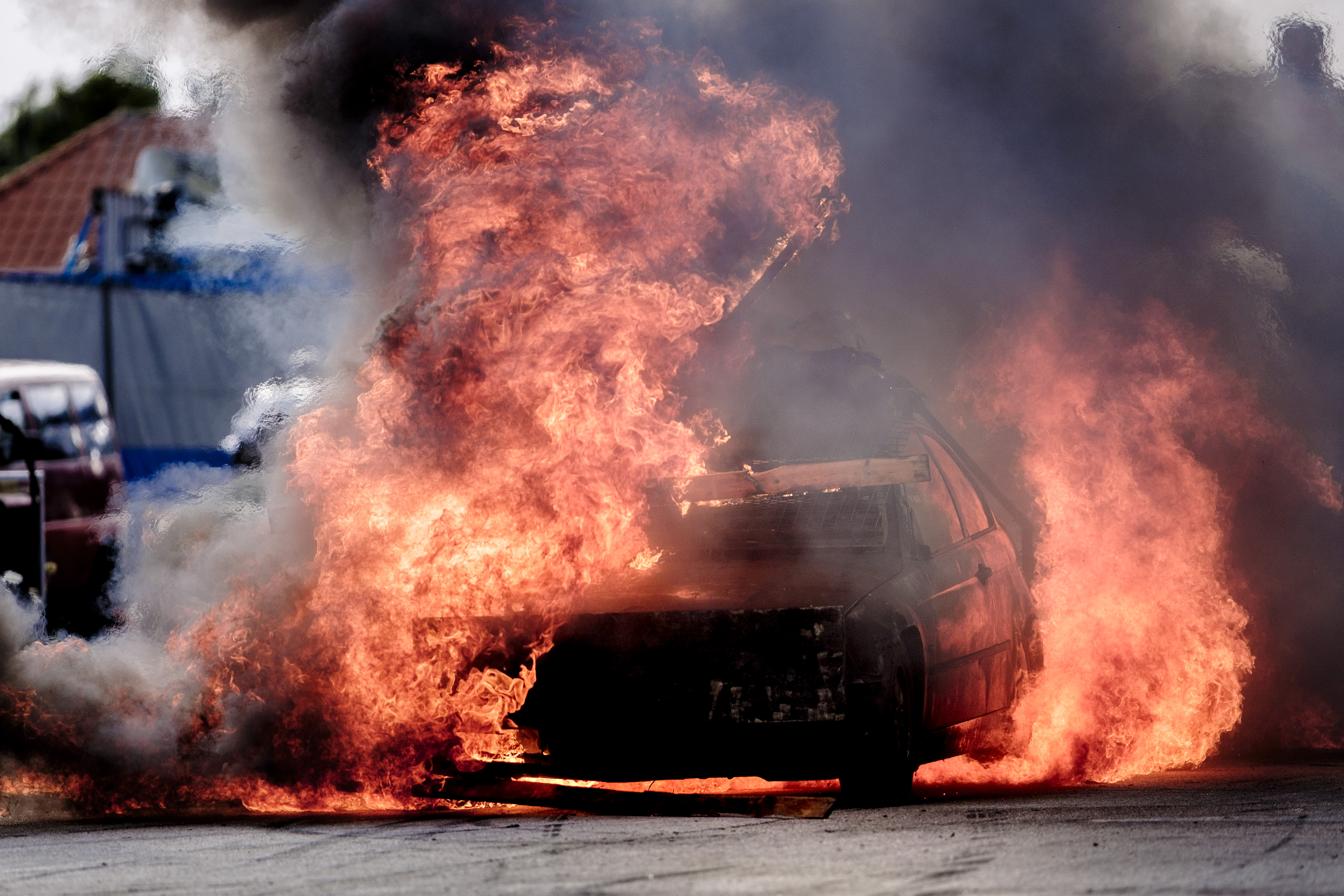 Flammer og motorbrøl fik de mange gæster til at finde mobilerne frem, da Team Klaas indtog Arena Næstved i weekenden.