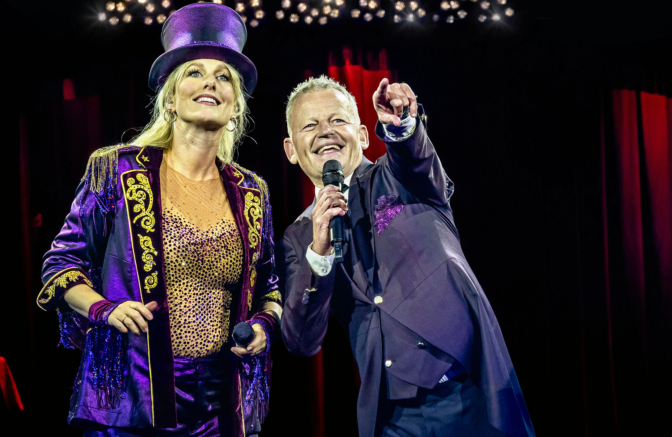 Malene Qvist og Bubber styrer løjerne.