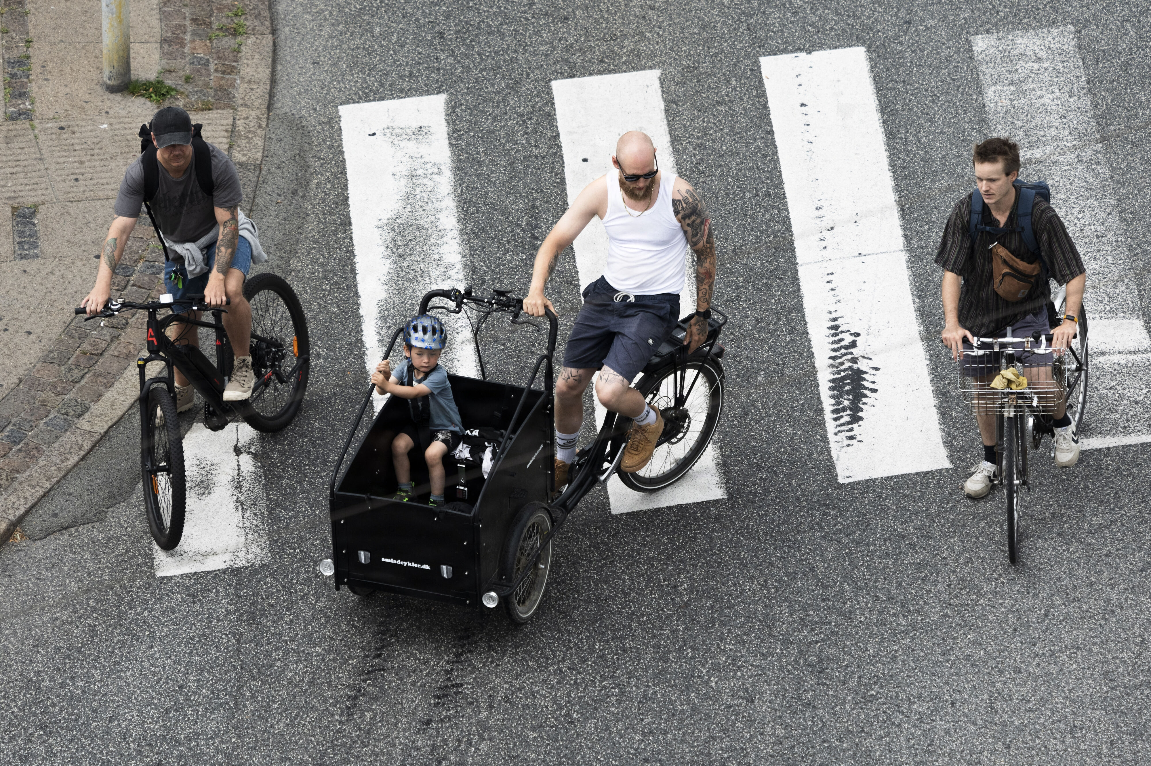 Cykelstierne i byerne er blevet en kompleks størrelse med mange forskellige trafikanter, der kører med forskellige hastigheder. Derfor foreslår Cyklistforbundet nu, at nogle af dem skal køre på vejen, frem for på cykelstien, for at gøre færdslen mere sikker. (Arkivfoto).