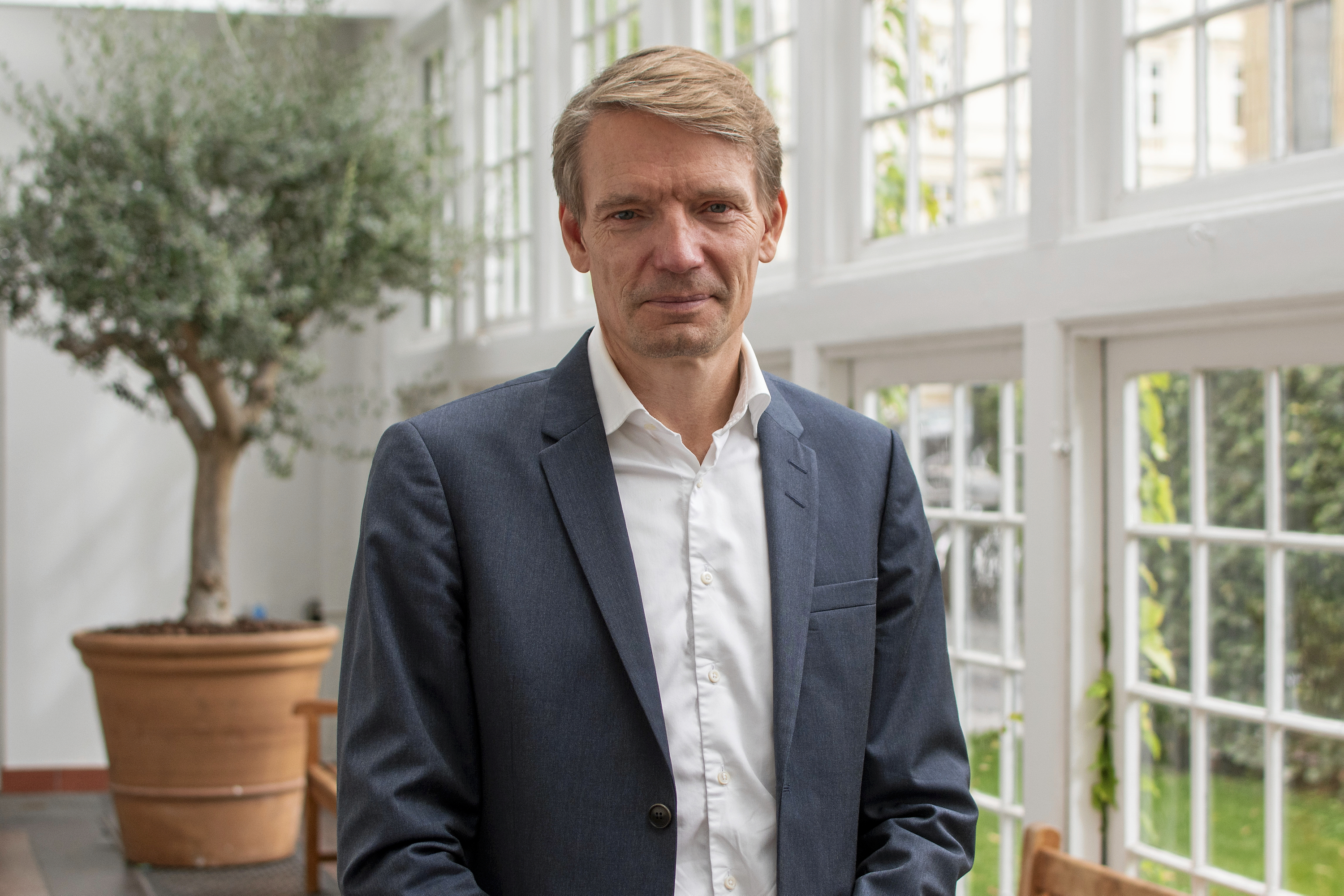 Professor Christian F. Rostbøll fra Københavns Universitet vil sætte fokus på et af de mest aktuelle spørgsmål i vores tid.
